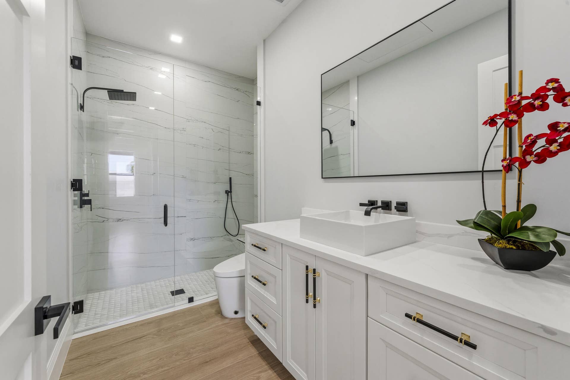 16149 73rd Terrace N, West Palm Beach, FL 33418 Bath