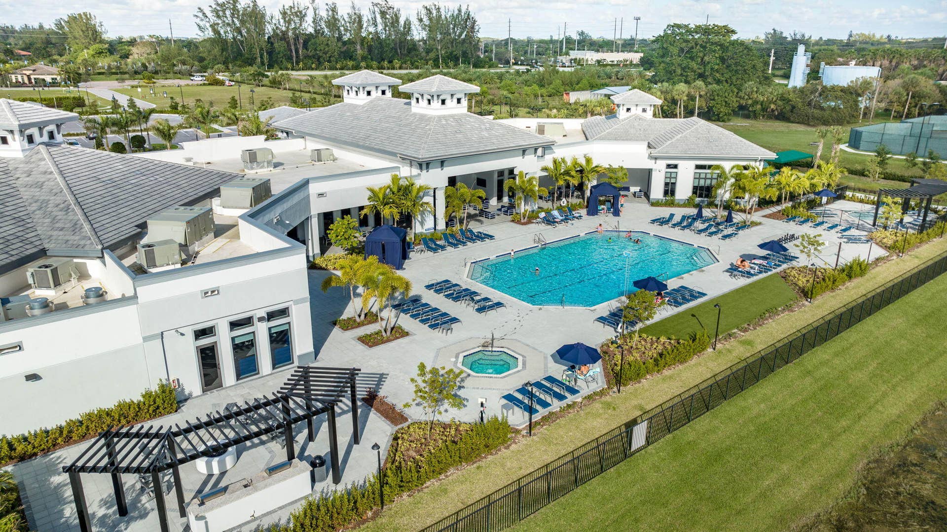 8427 W Blue Spring Drive, Parkland, FL 33067 73-web-or-mls-35_7830-1-35