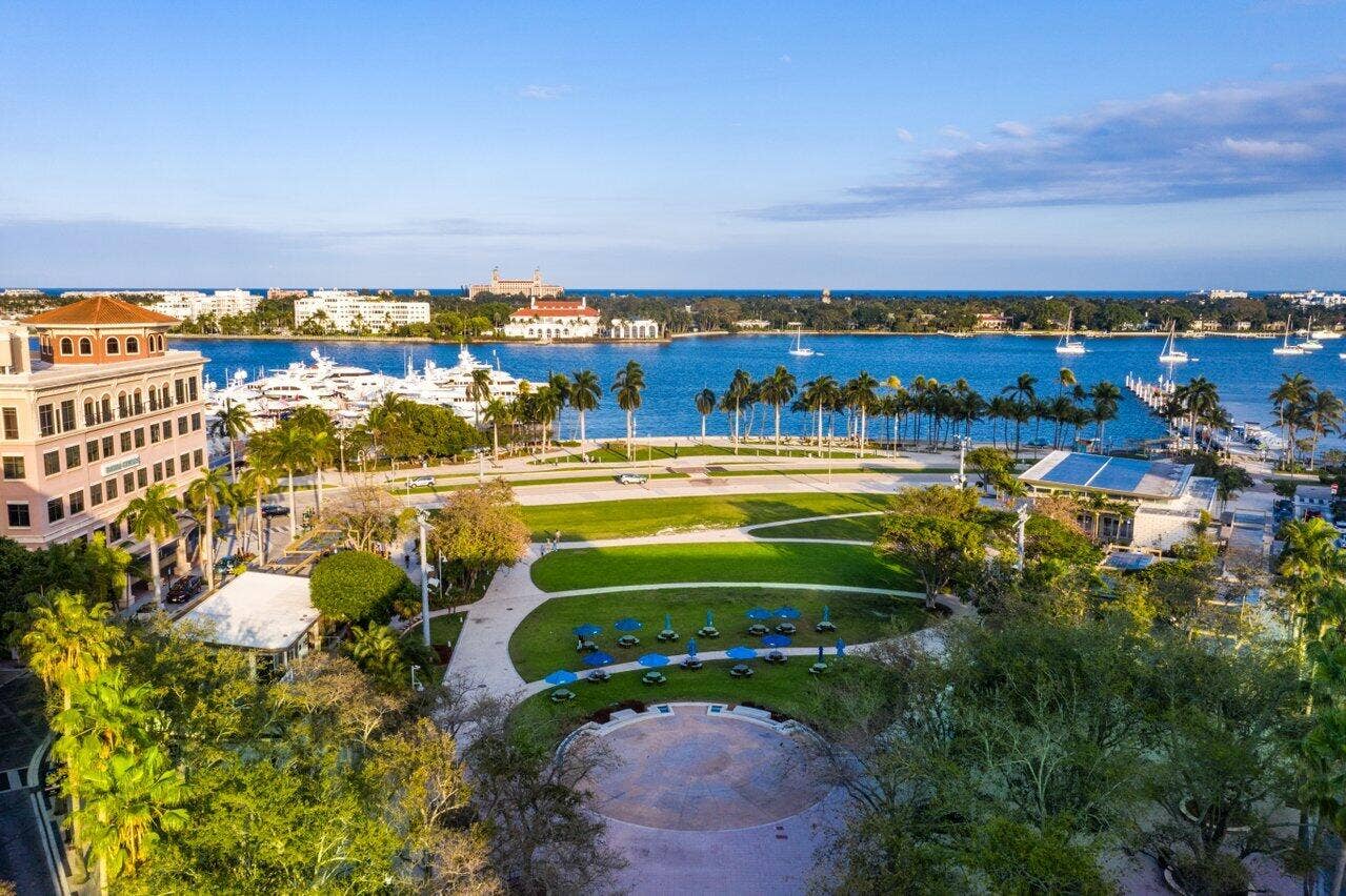 550 Okeechobee Boulevard, #Uph-15, West Palm Beach, FL 33401 WPB Centennial Square and Fountain Park