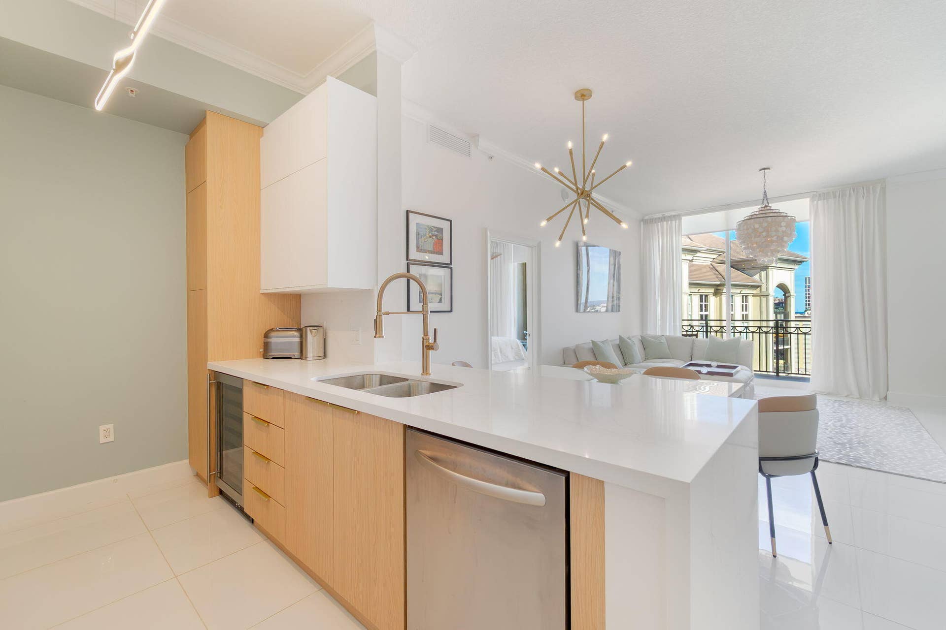 Fully Remodeled Kitchen
