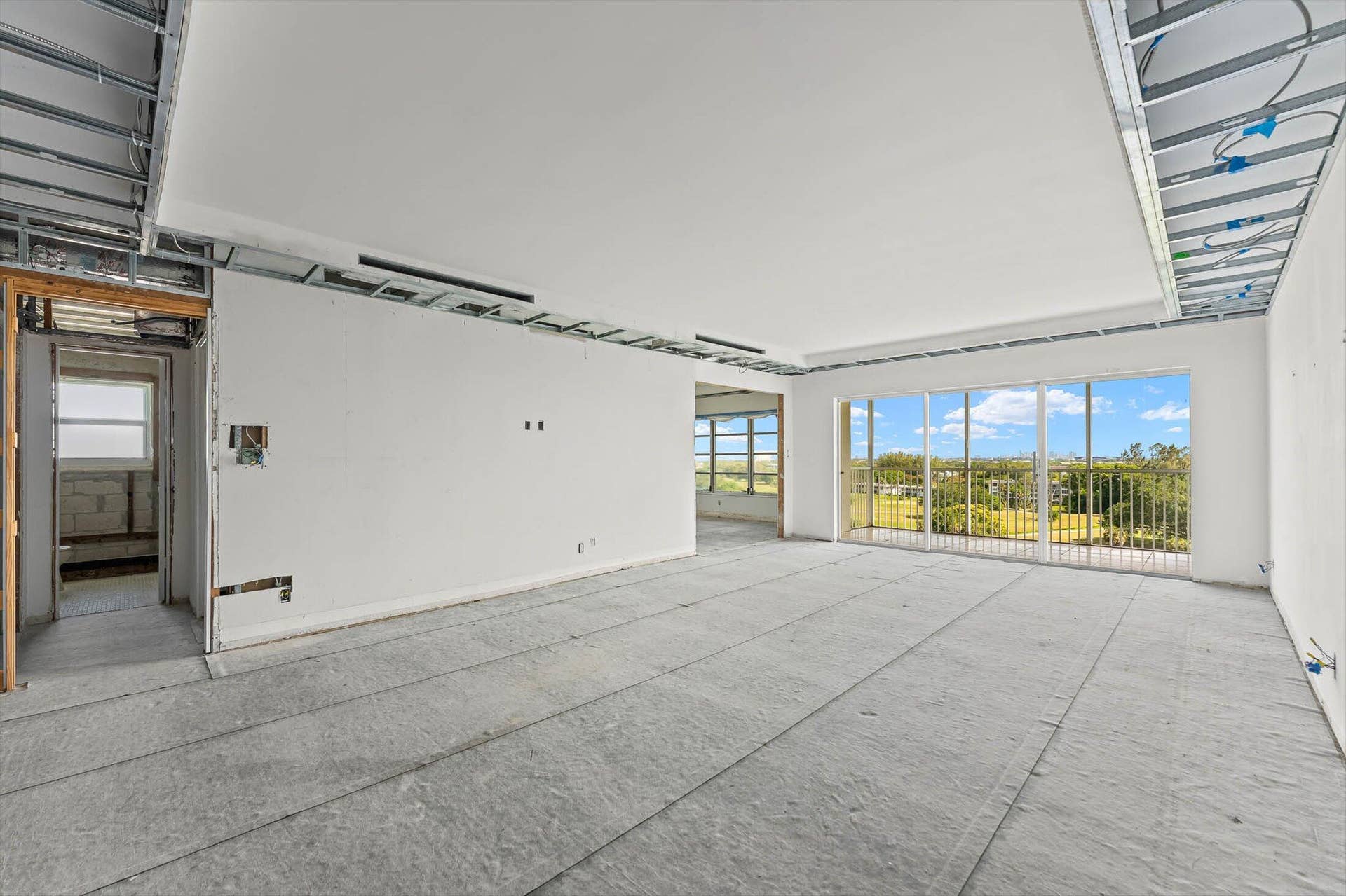 25-3050 N Palm Aire Dr #910, Pompano Bea