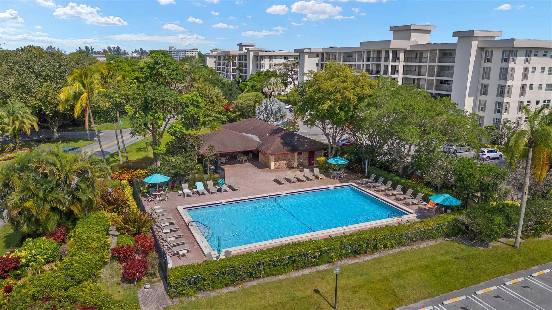 14-3050 N Palm Aire Dr #910, Pompano Bea