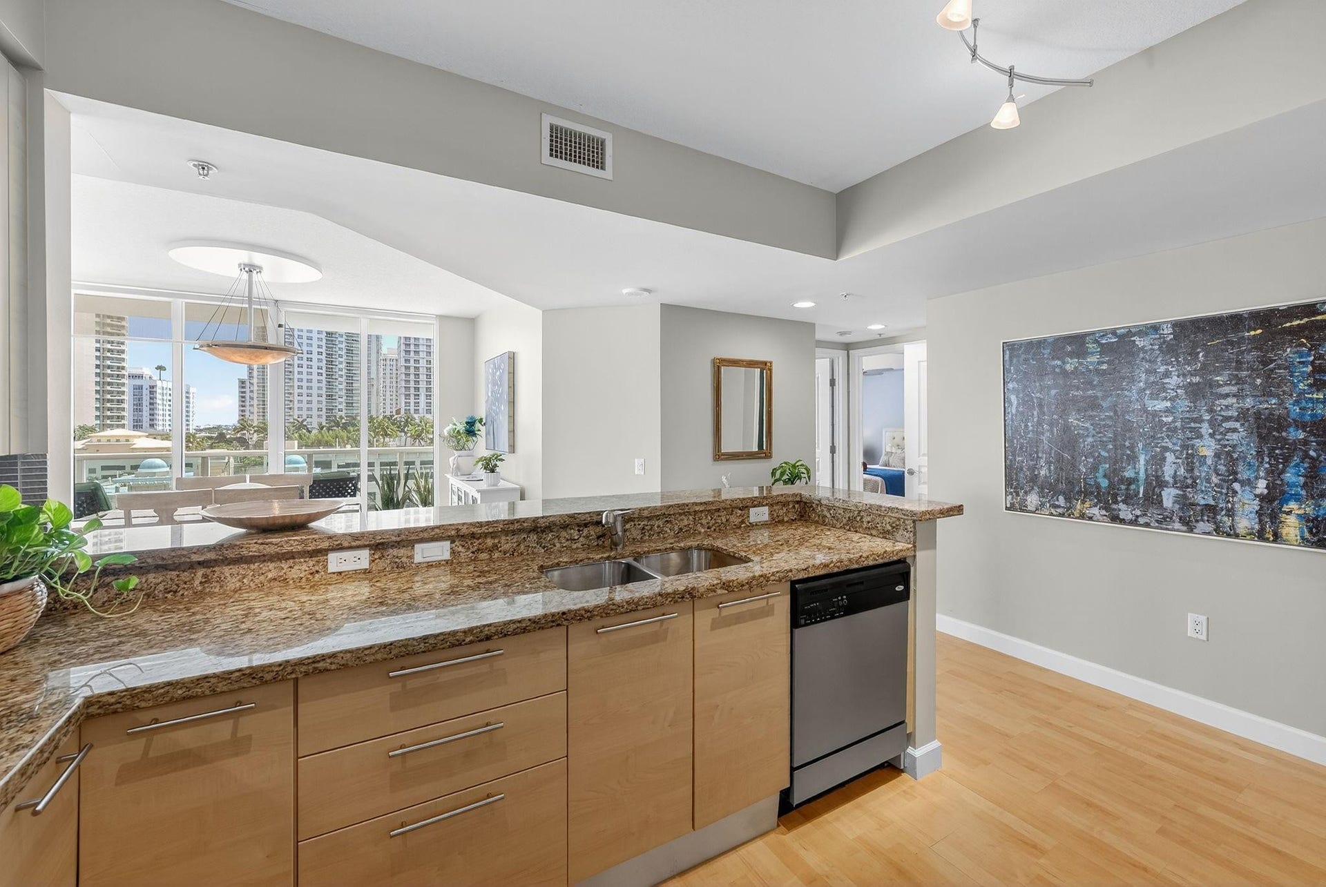 350 SE 2nd Street, #1030, Fort Lauderdale, FL 33301 Photo 9