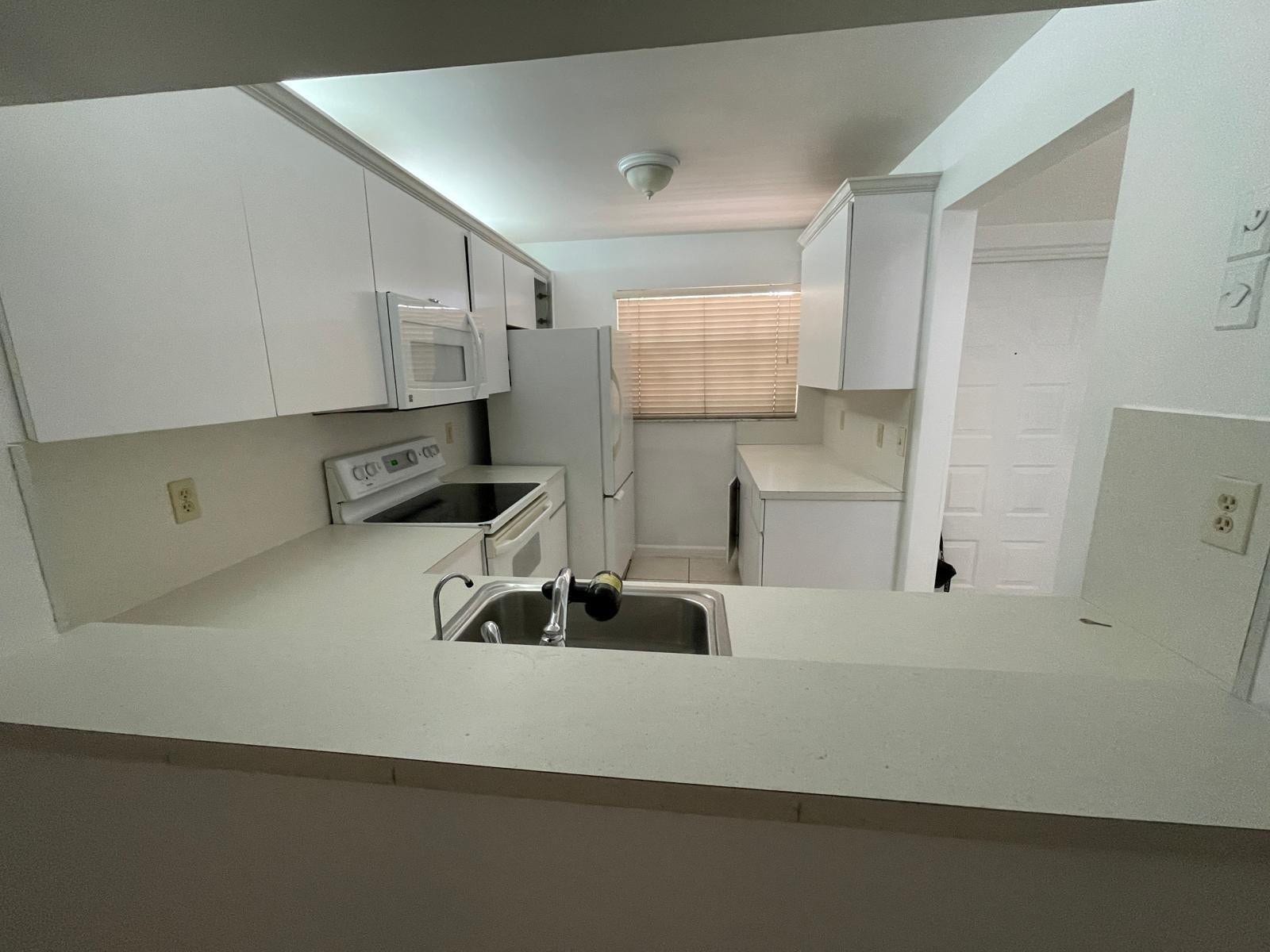 1811 Sabal Palm Drive, #303, Davie, Davie, FL 33324 Photo 3