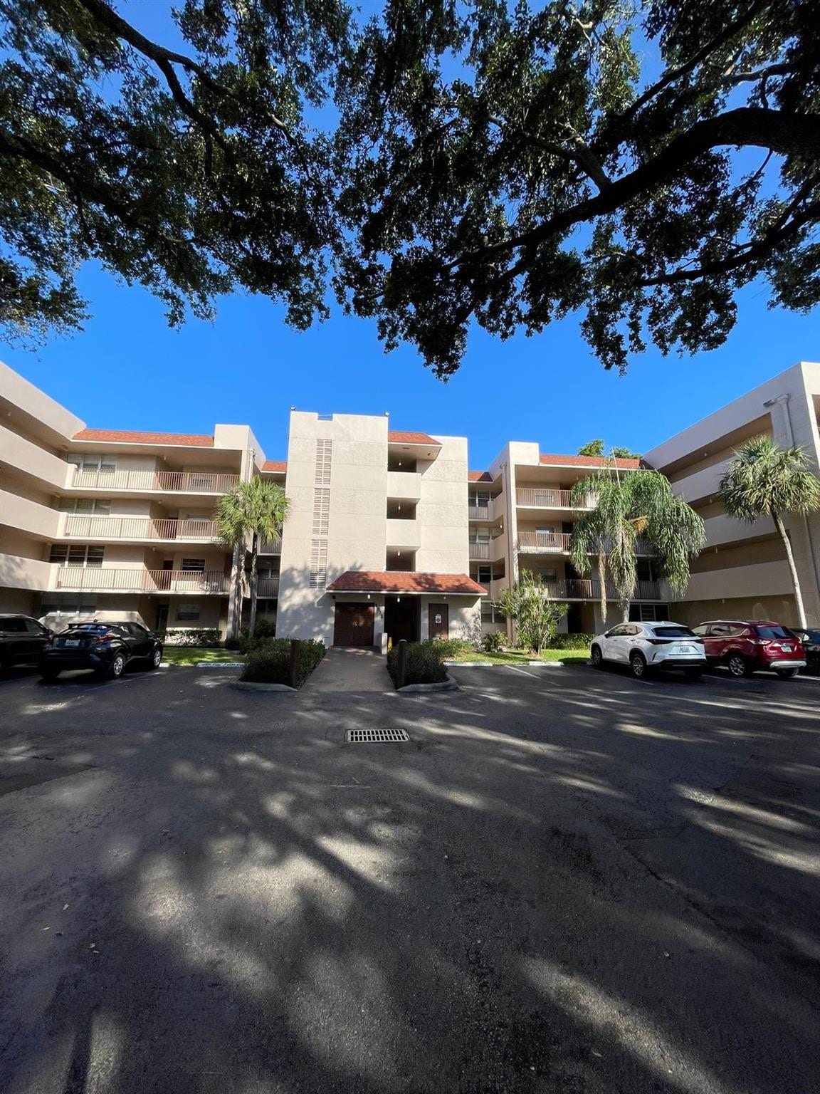 1811 Sabal Palm Drive, #303, Davie, Davie, FL 33324 Photo 2