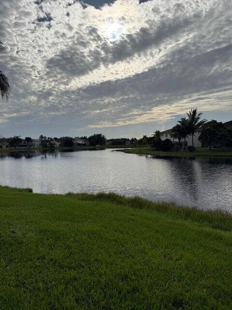 20525 SW 2nd Street, Pembroke Pines, FL 33029 Lakeview 3