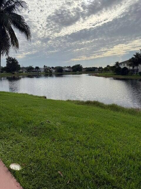 20525 SW 2nd Street, Pembroke Pines, FL 33029 Lakeview