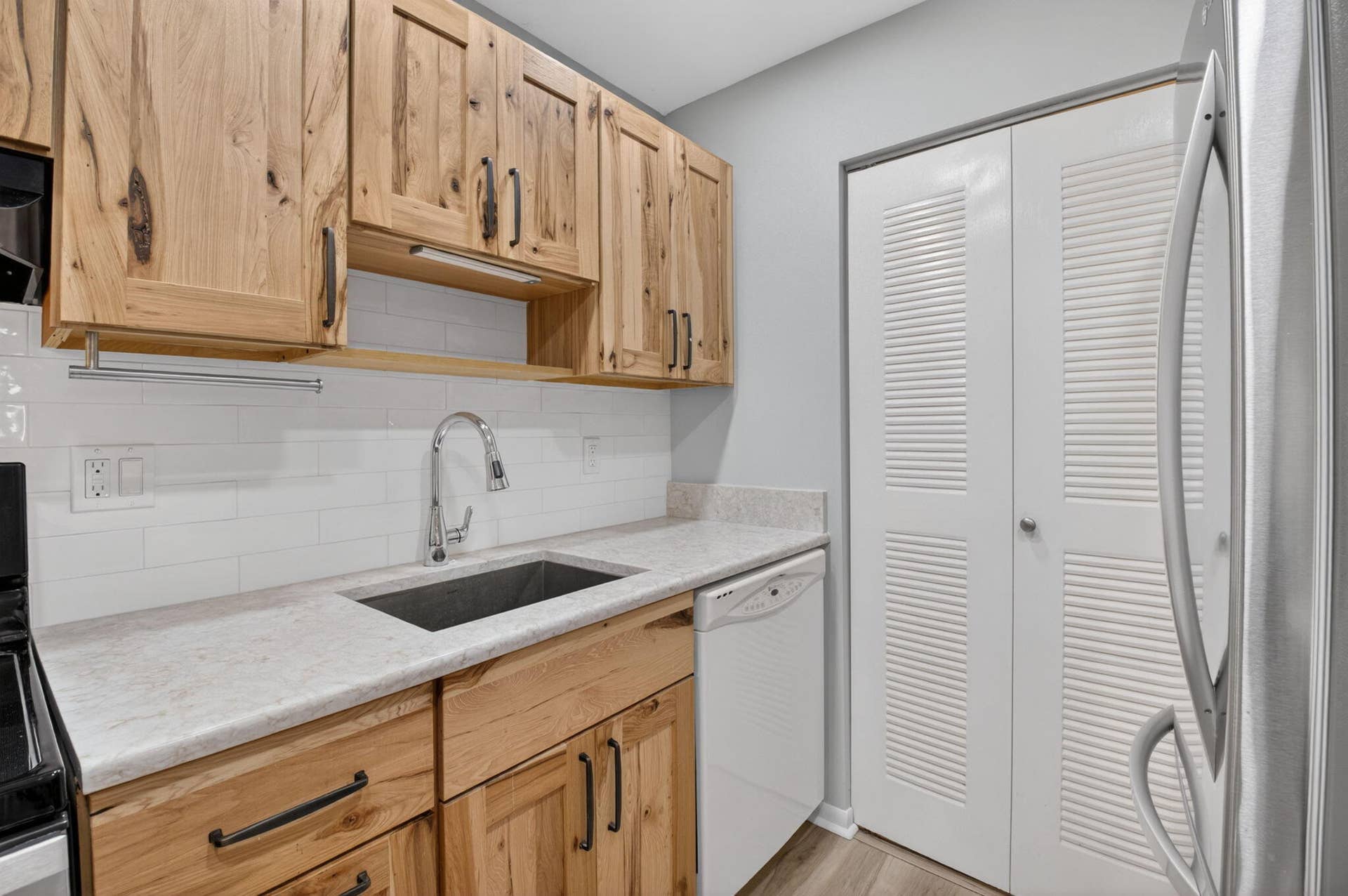 15453 Lakes Of Delray Boulevard, #201, Delray Beach, FL 33484 13-web-or-mls-DSC_4149
