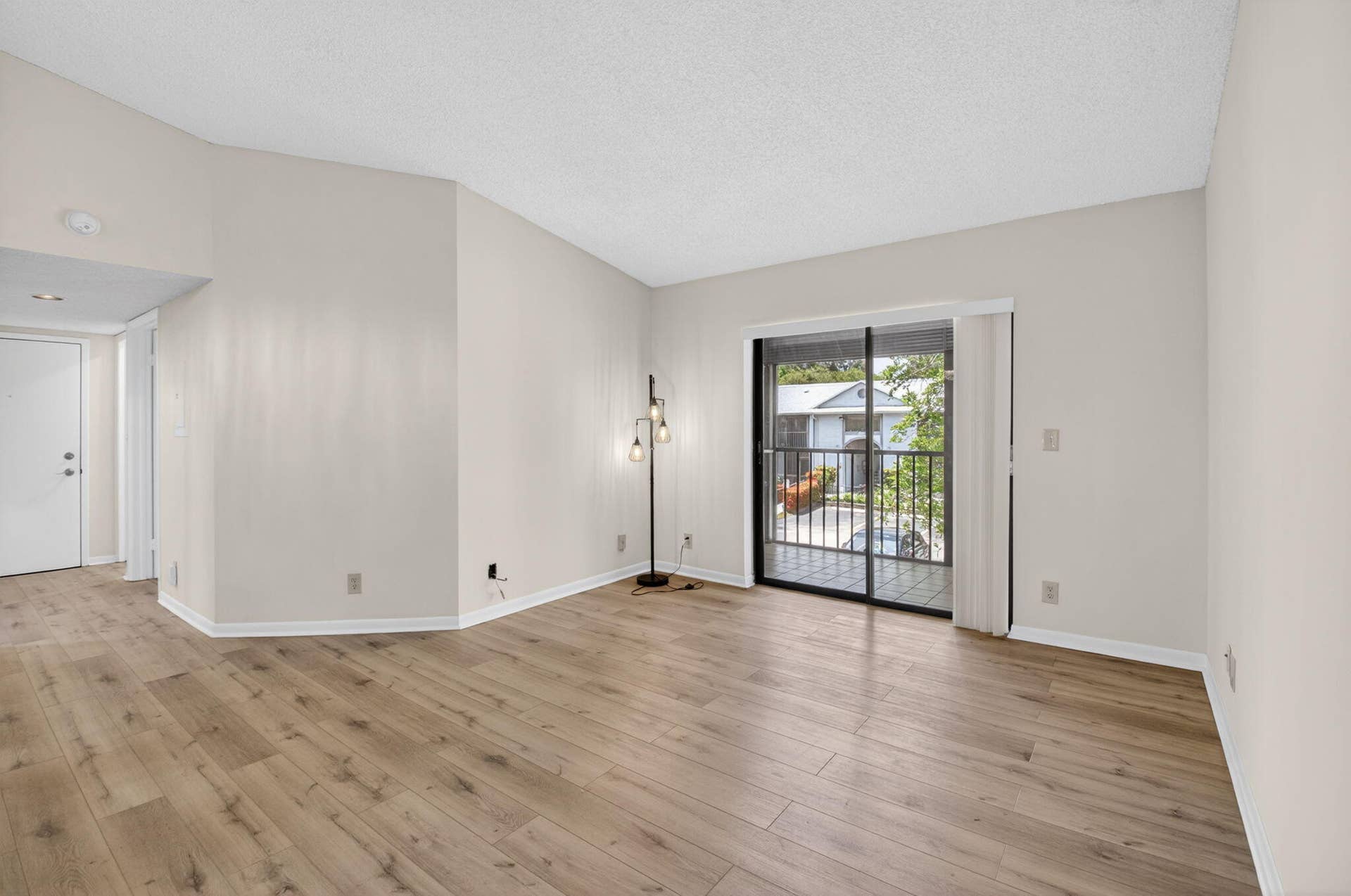 15453 Lakes Of Delray Boulevard, #201, Delray Beach, FL 33484 8-web-or-mls-DSC_4123