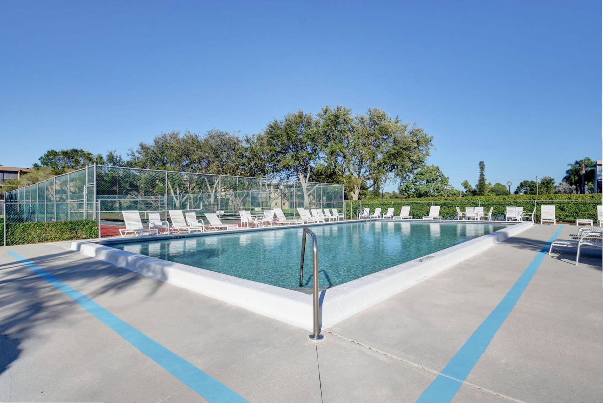15453 Lakes Of Delray Boulevard, #201, Delray Beach, FL 33484 44-web-or-mls-Lakes of Delray (28)