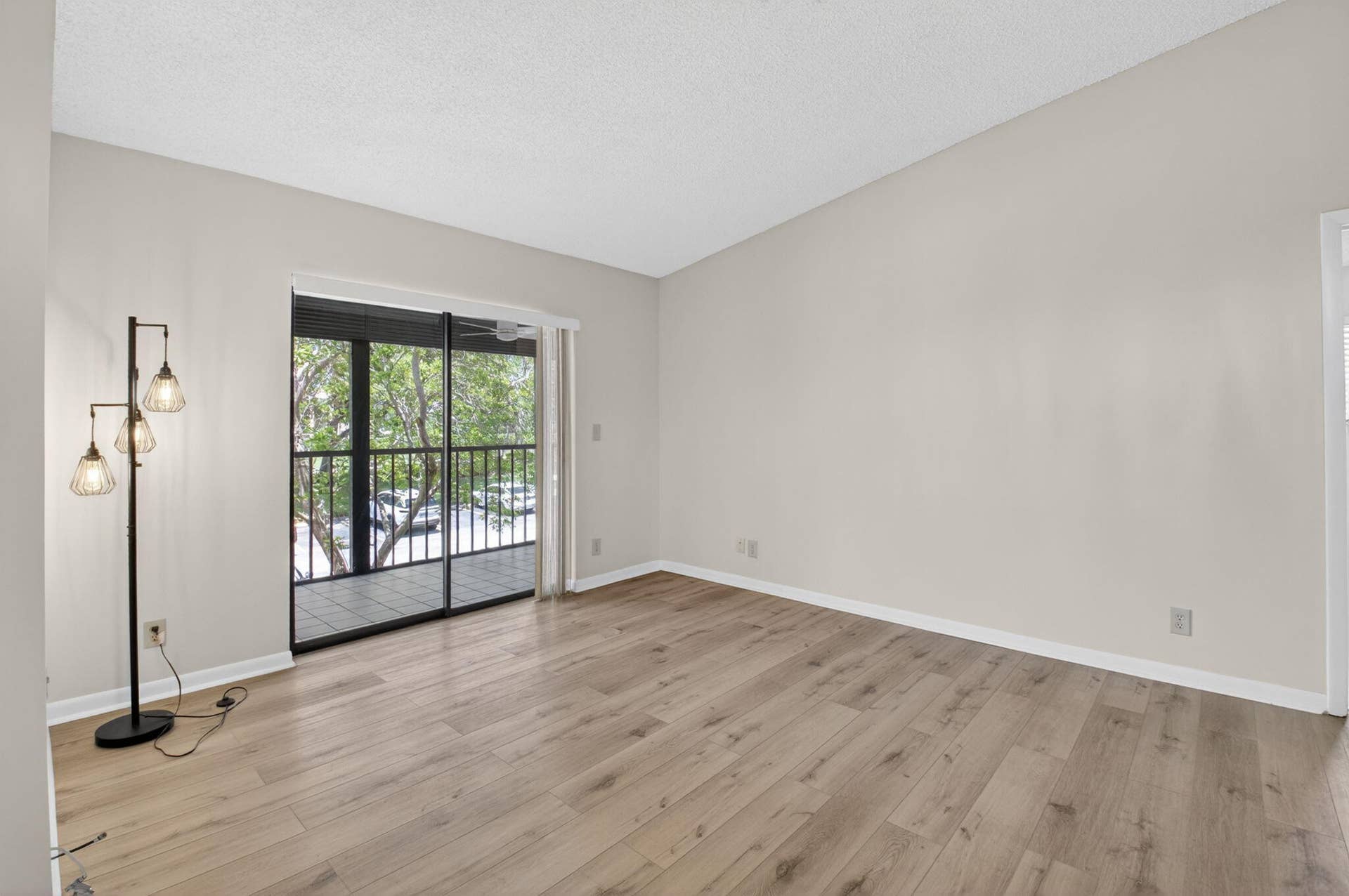 15453 Lakes Of Delray Boulevard, #201, Delray Beach, FL 33484 7-web-or-mls-DSC_4119