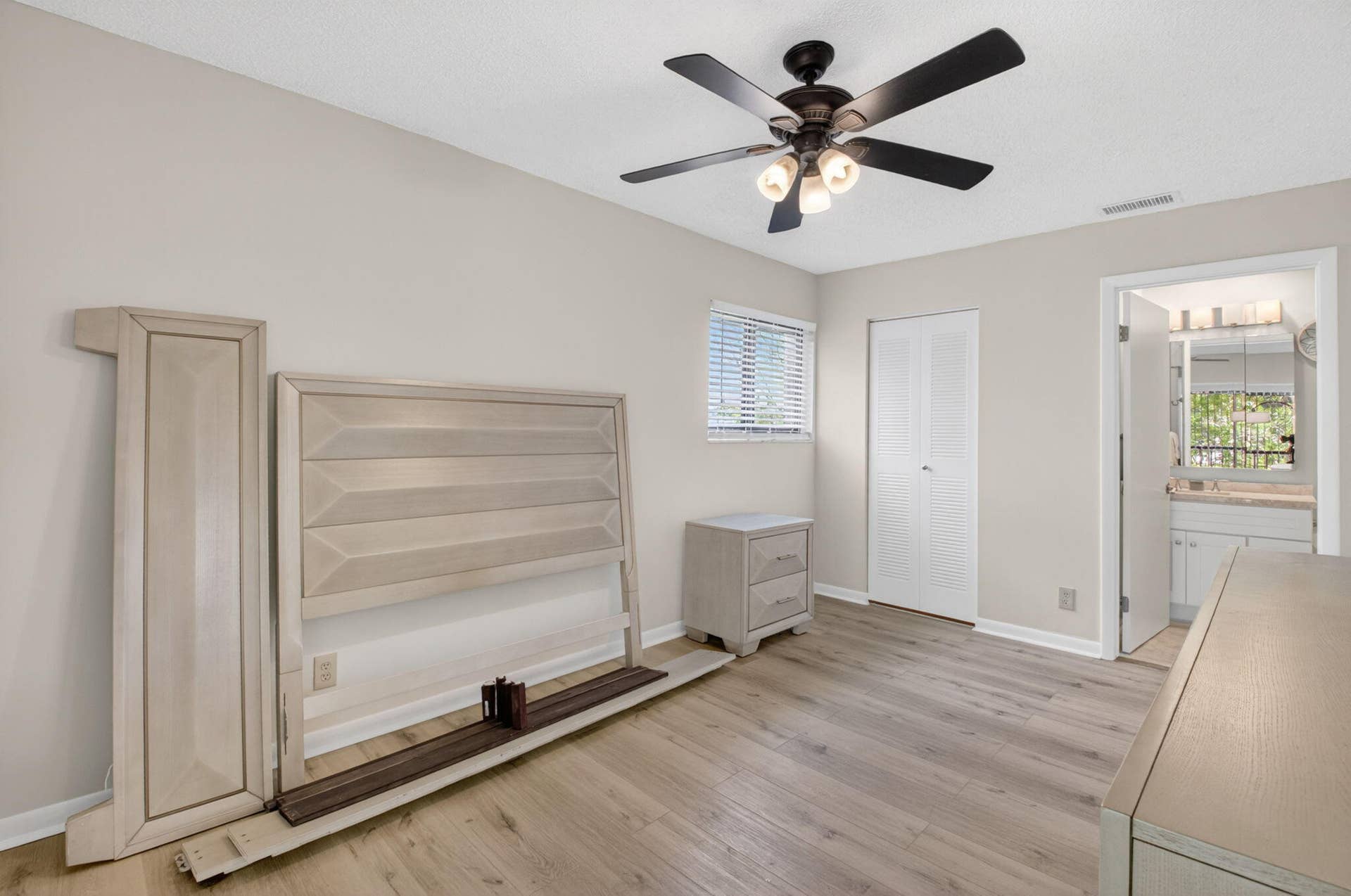 15453 Lakes Of Delray Boulevard, #201, Delray Beach, FL 33484 20-web-or-mls-DSC_4182