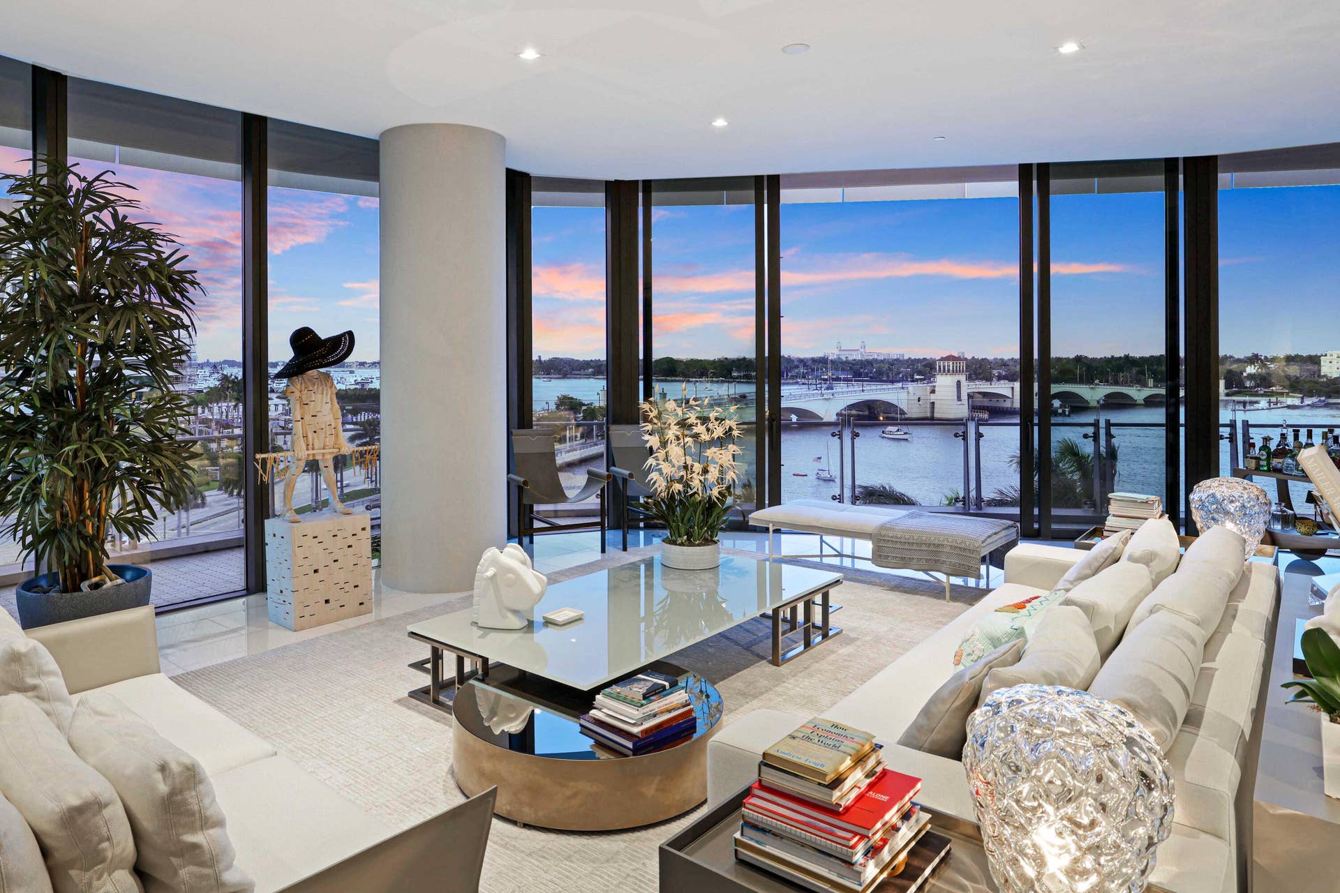 1100 S Flagler Drive, #601, West Palm Beach, FL 33401 Living Room Twilight