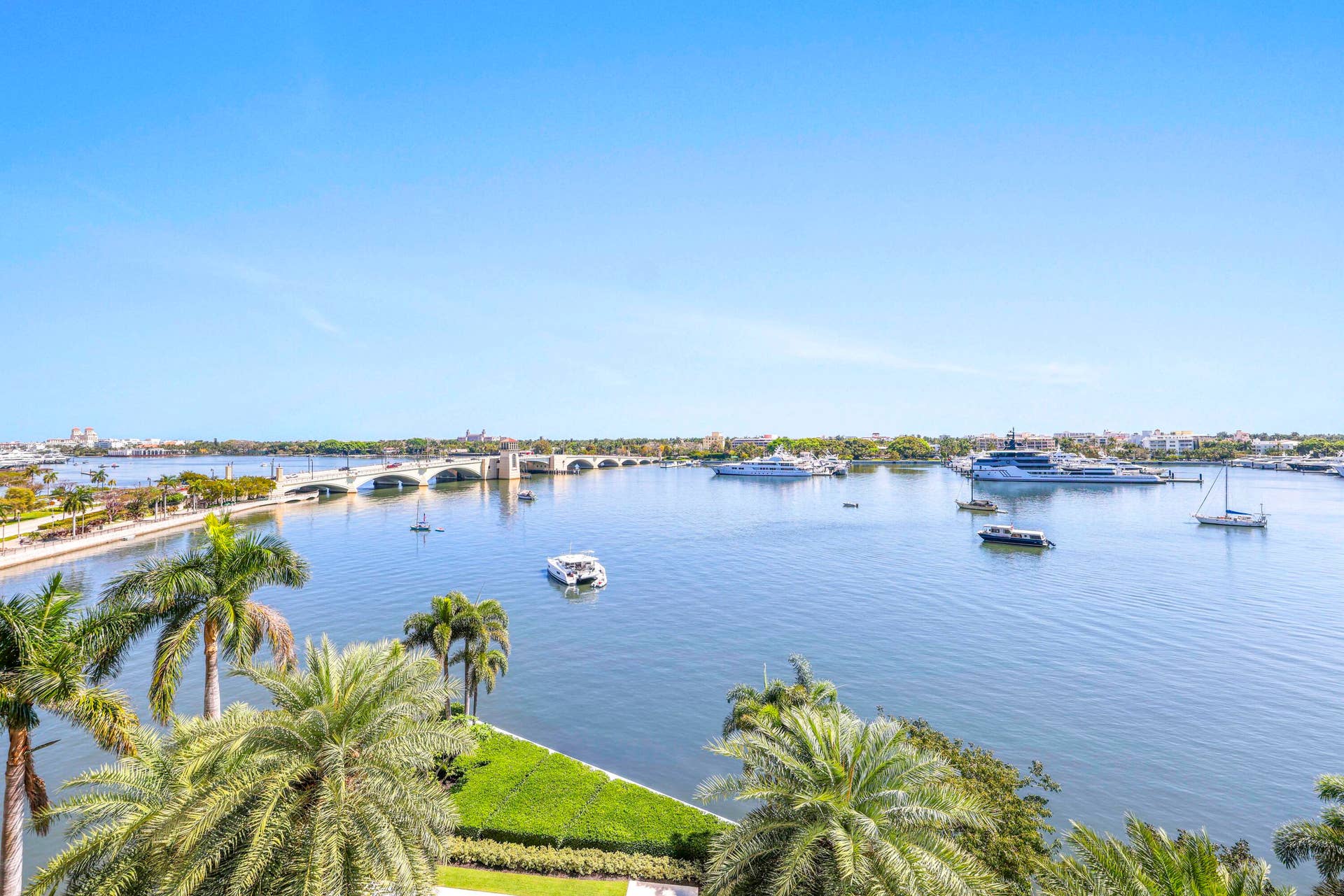 1100 S Flagler Drive, #601, West Palm Beach, FL 33401 Terrace North East View