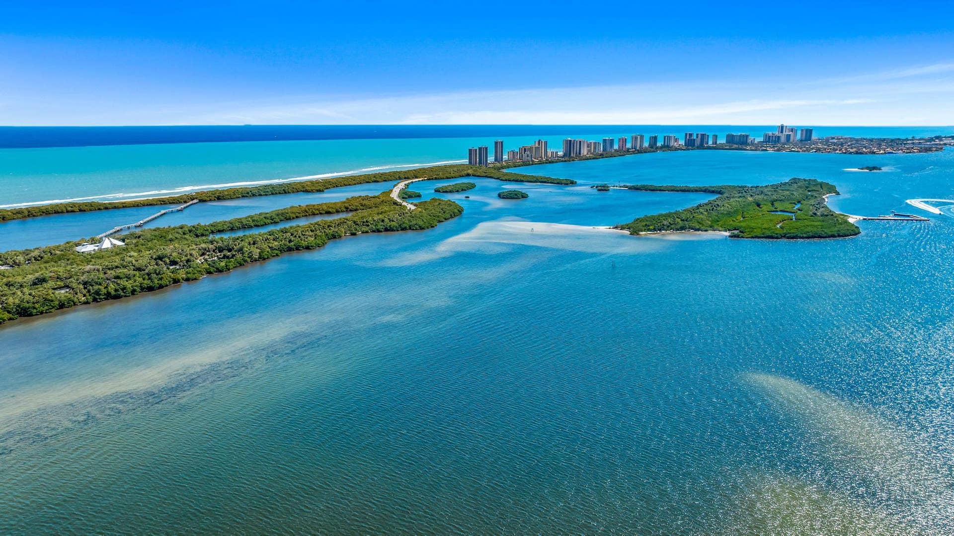 37 Yacht Club Drive, #Unit 202, North Palm Beach, FL 33408 Singer Island