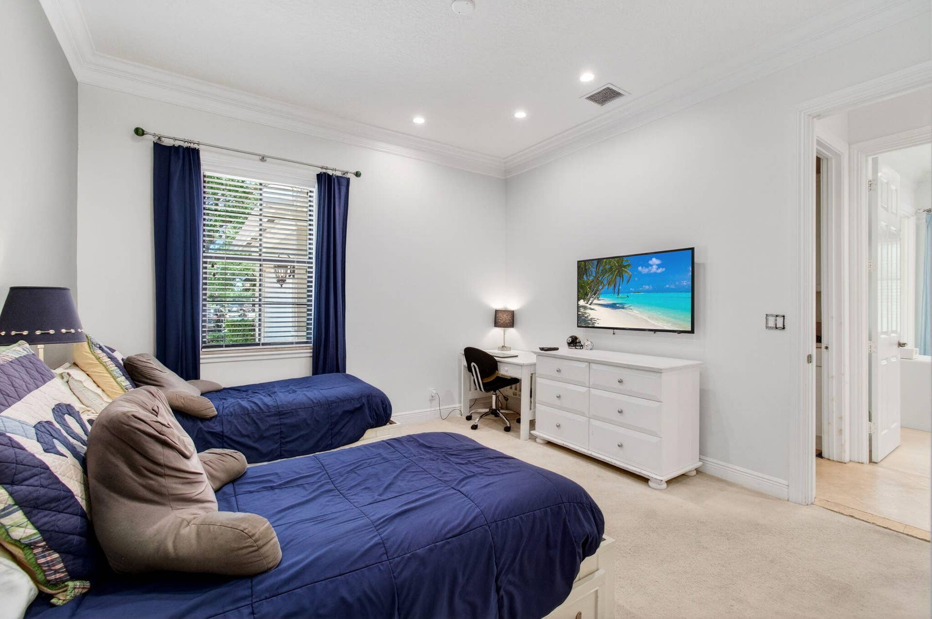 16266 Rosecroft Terrace, Delray Beach, FL 33446 66-web-or-mls-DSC_8928