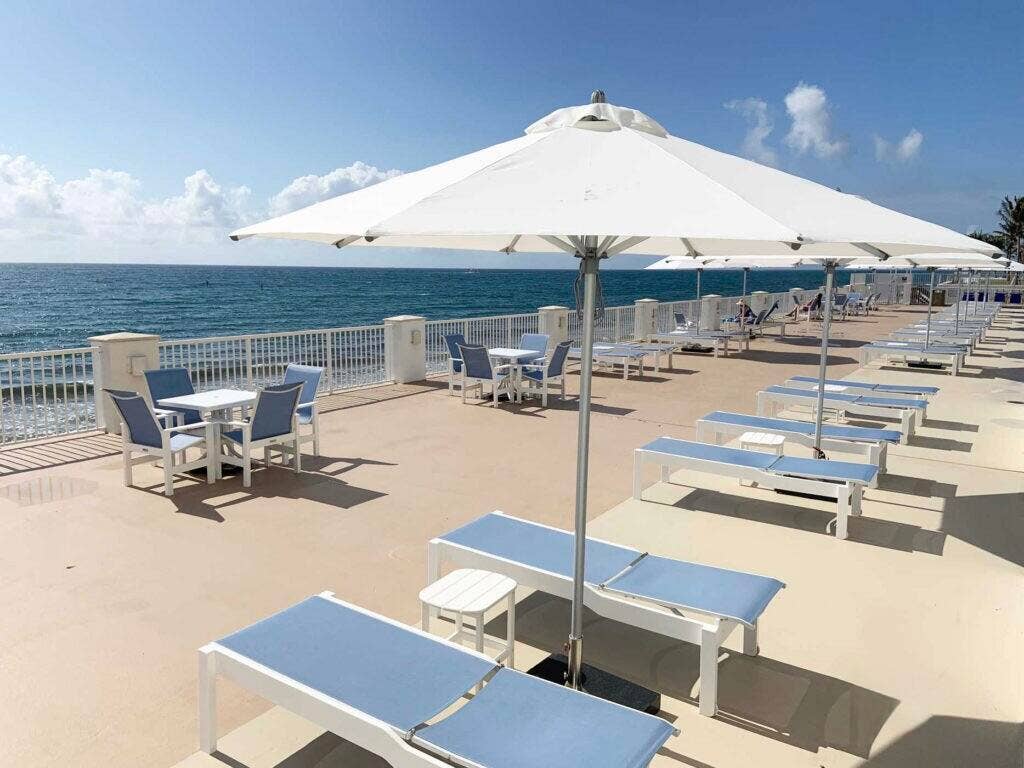 3546 S Ocean Boulevard, #914, South Palm Beach, South Palm Beach, FL 33480 1b.-BARCLAY-POOL-DECK-1