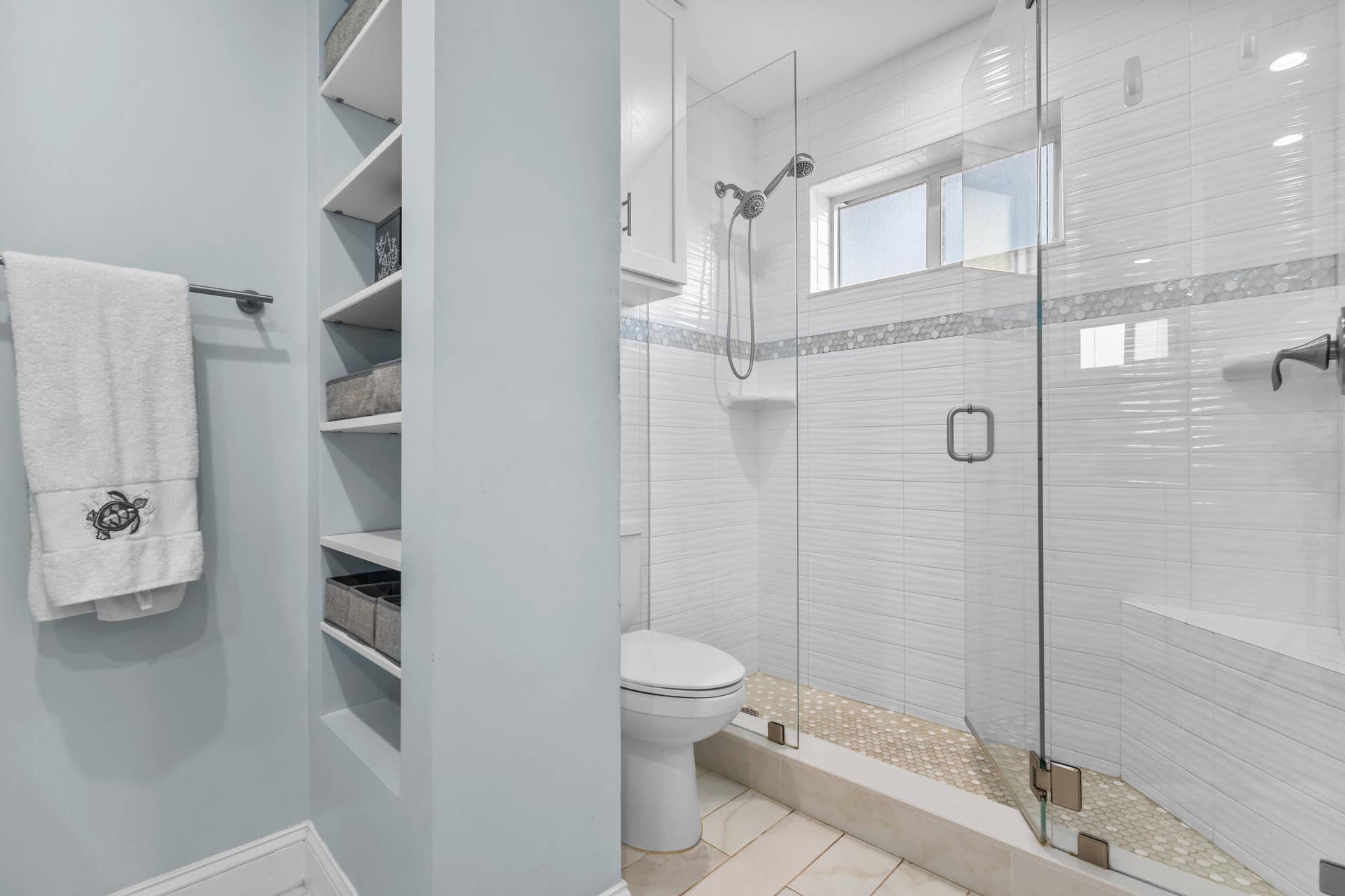 Unit 204 Bathroom