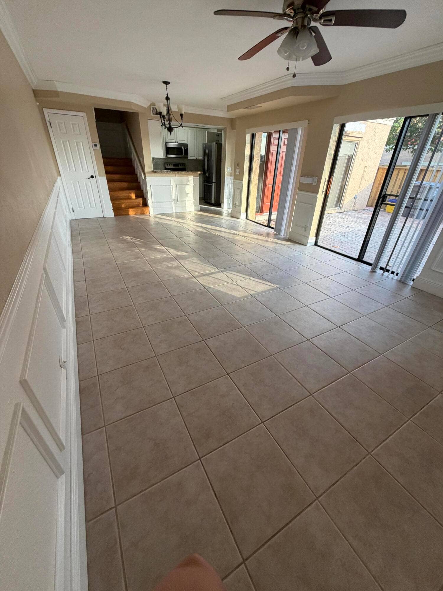 Living room/dining room