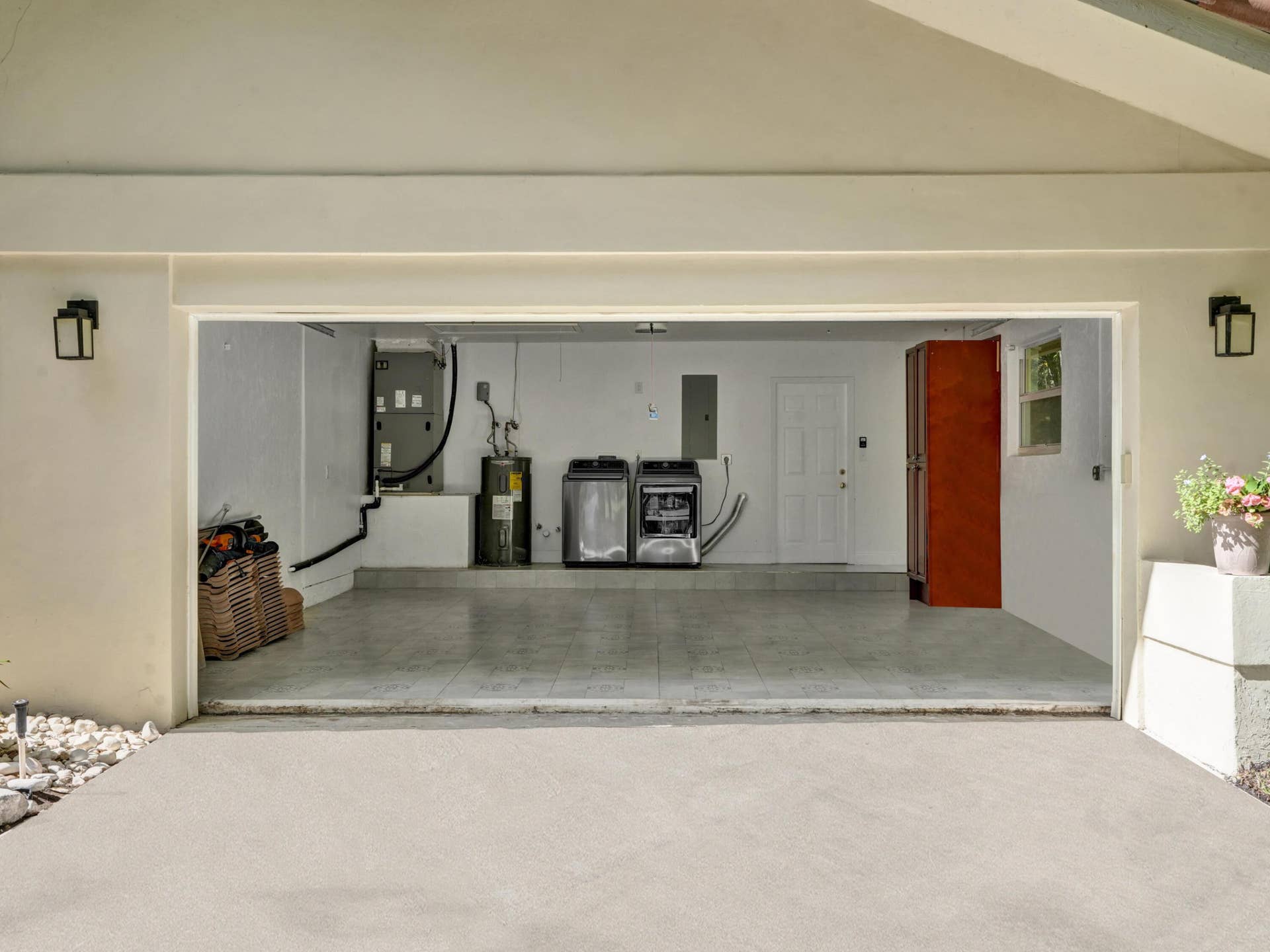 2401 NW 39th Street, Boca Raton, FL 33431 DSC07279