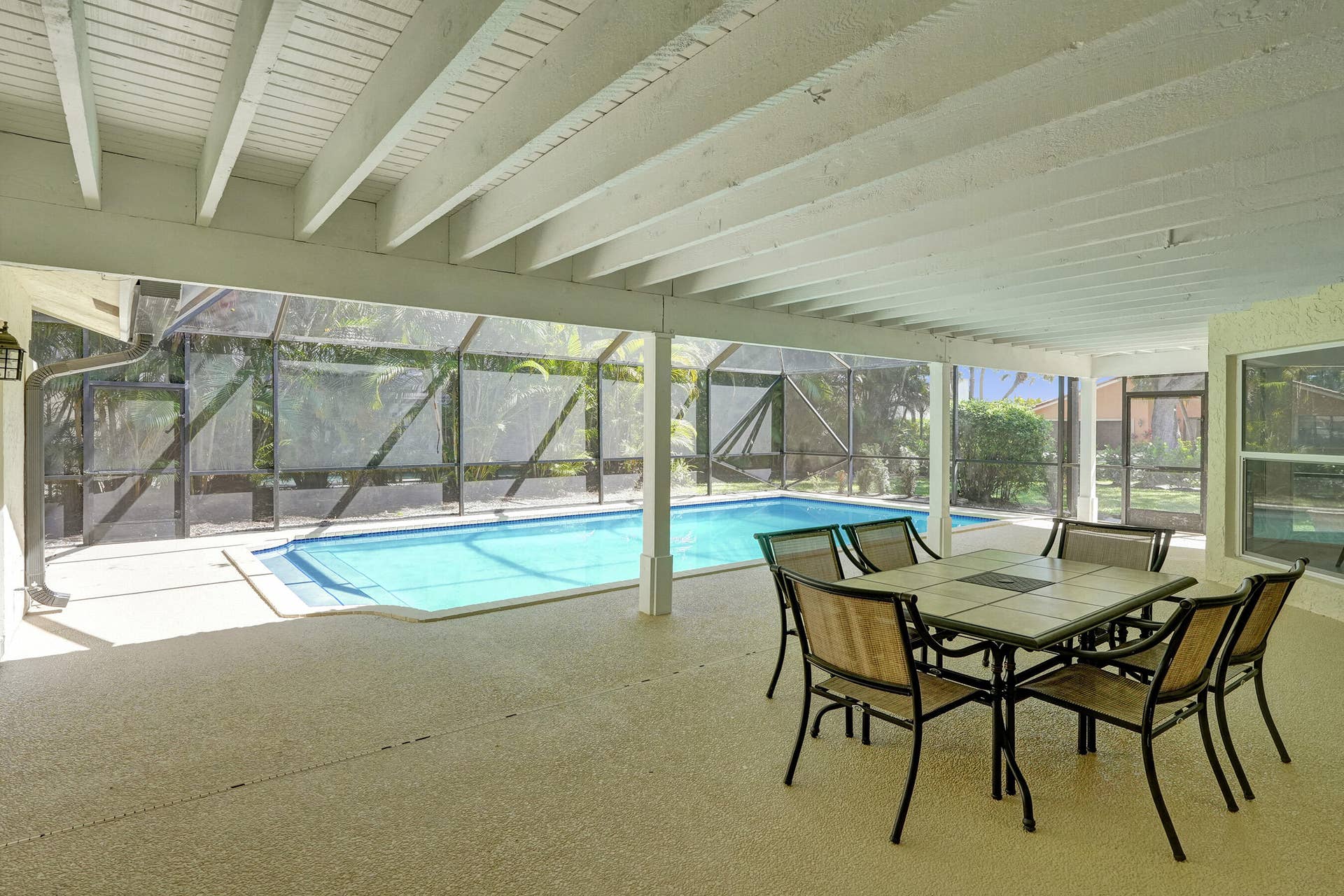 2401 NW 39th Street, Boca Raton, FL 33431 DSC08204