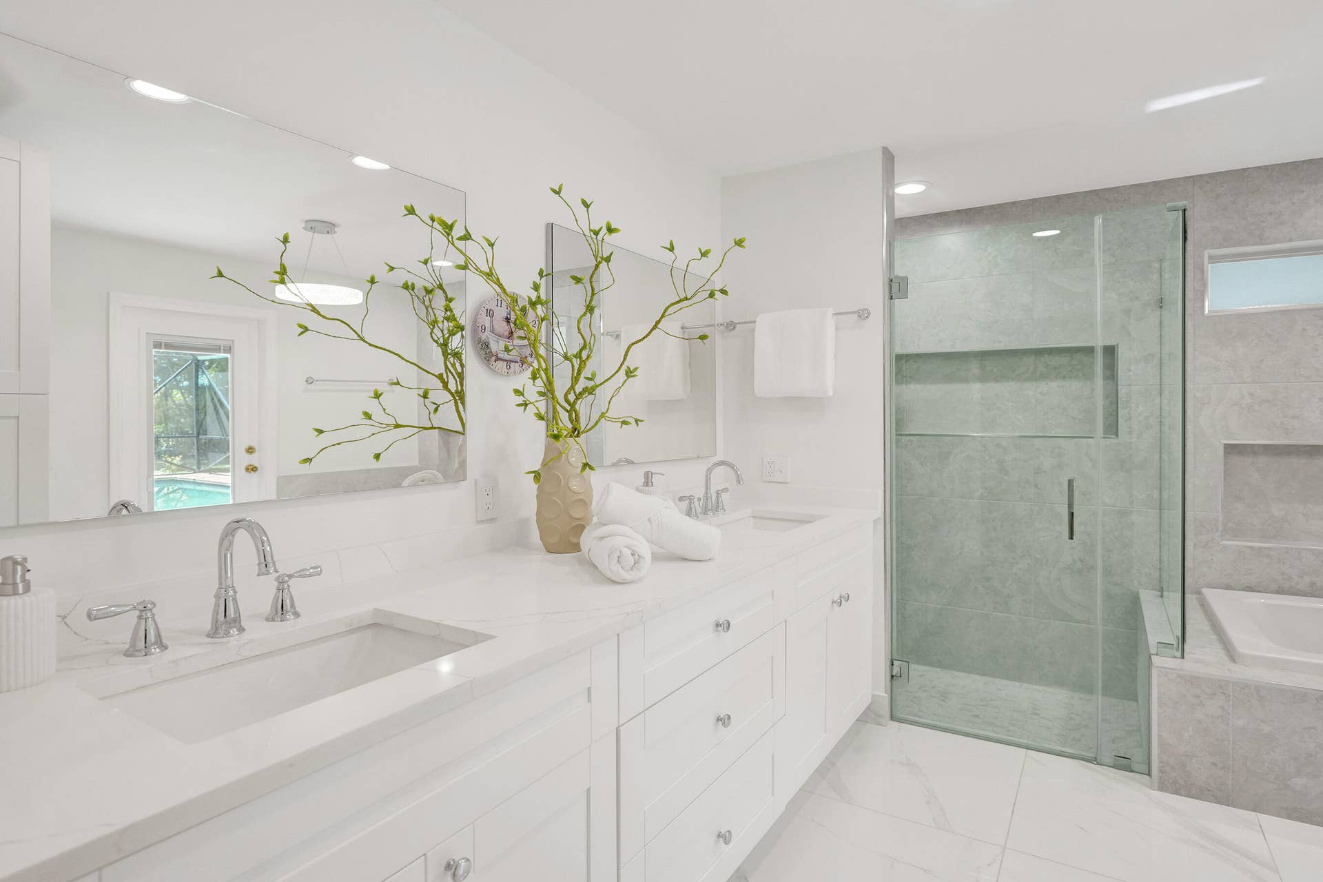 2401 NW 39th Street, Boca Raton, FL 33431 DSC08171
