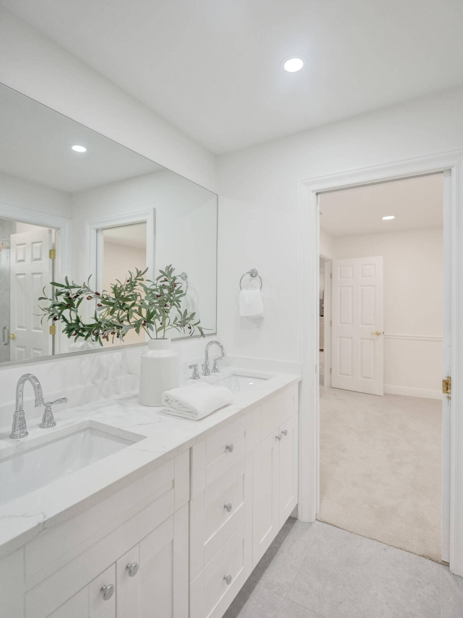 2401 NW 39th Street, Boca Raton, FL 33431 DSC08144