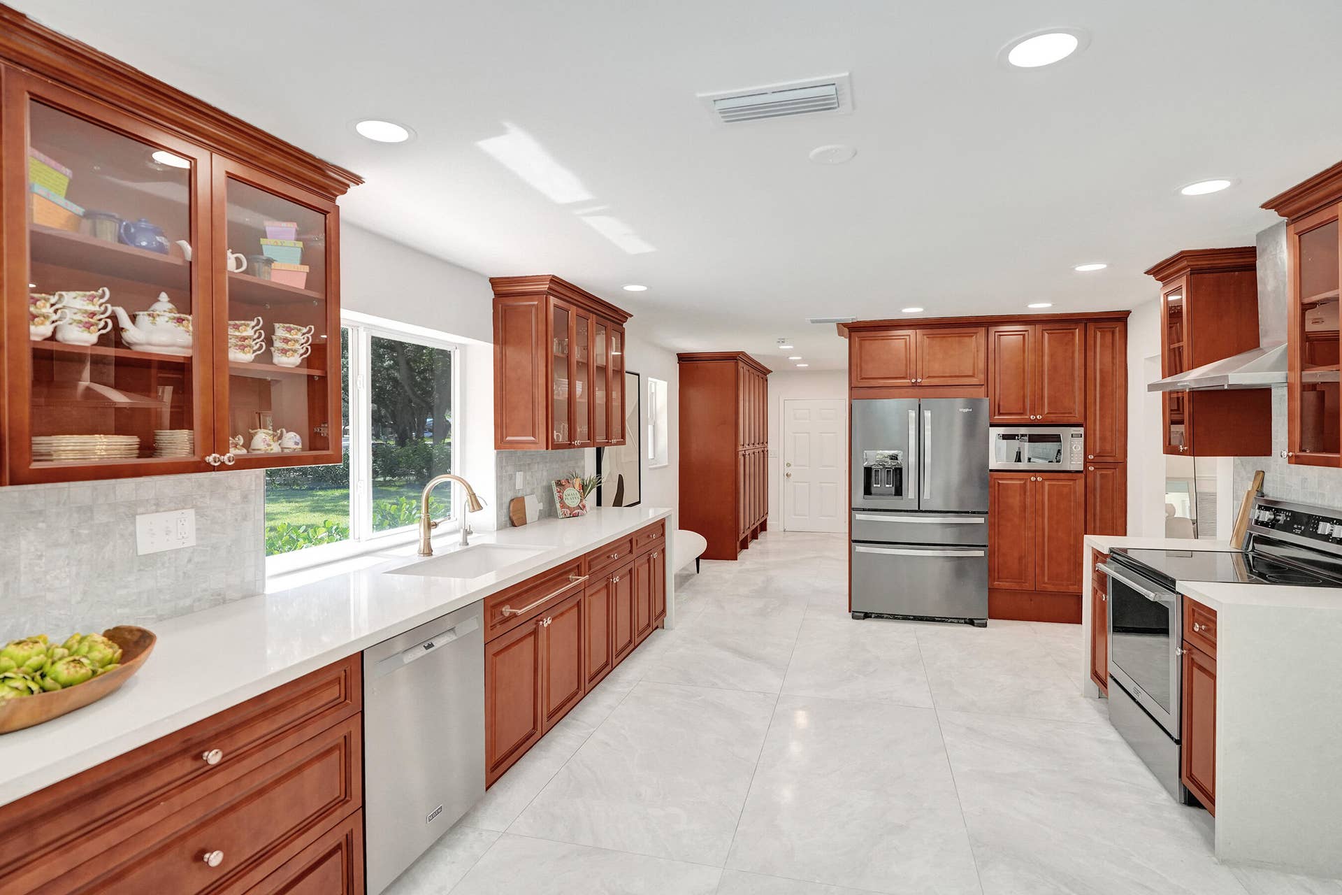 2401 NW 39th Street, Boca Raton, FL 33431 DSC08132