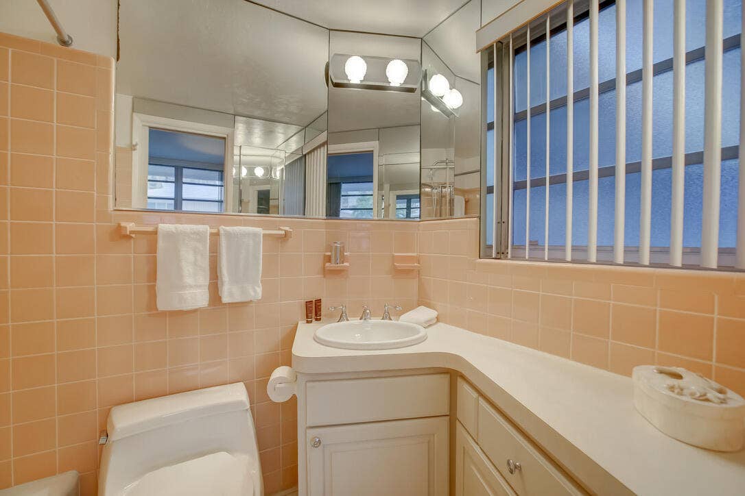2727 Yacht Club Boulevard, #2a, Fort Lauderdale, FL 33304 Both Bedrooms Ensuite