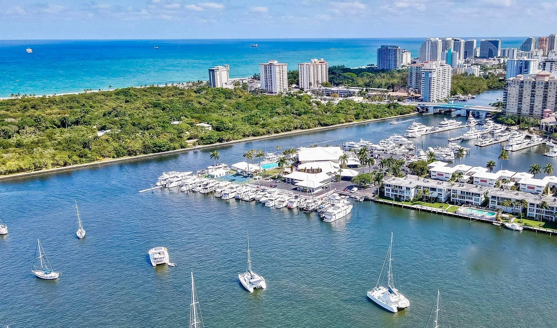 2727 Yacht Club Boulevard, #2a, Fort Lauderdale, FL 33304 Minutes to Beach and Parks!