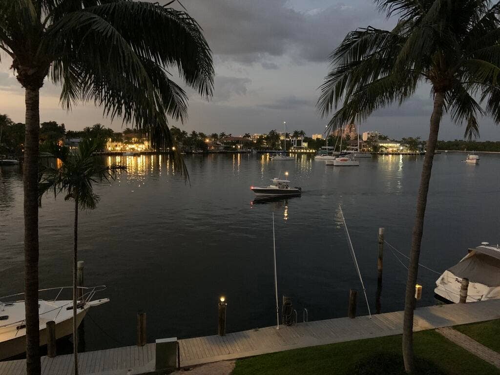 2727 Yacht Club Boulevard, #2a, Fort Lauderdale, FL 33304 Magical Night Views