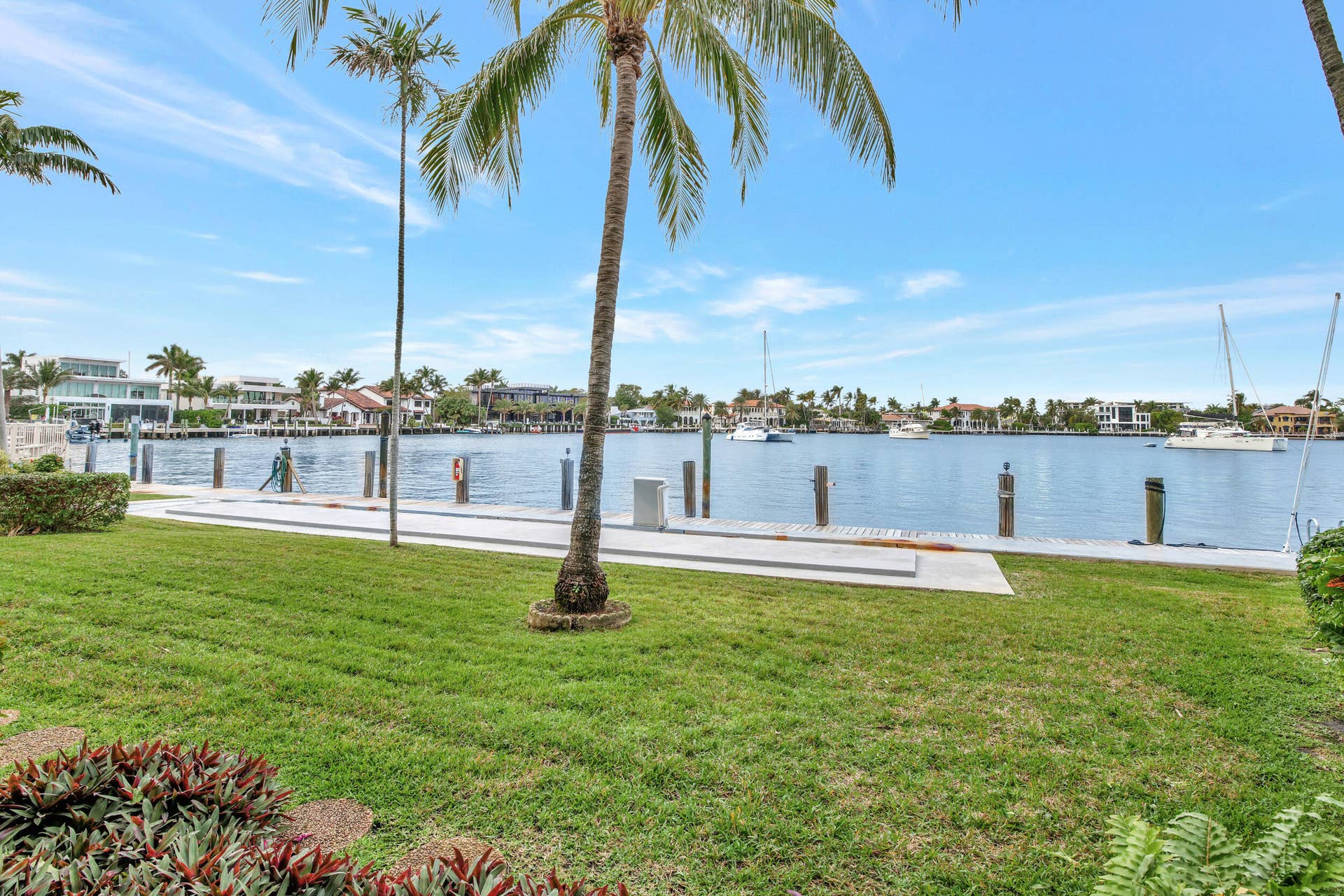 2727 Yacht Club Boulevard, #2a, Fort Lauderdale, FL 33304 Just outside your doors