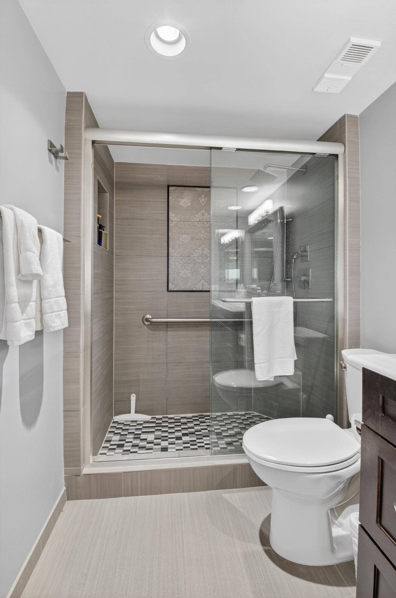7802 Lakeside Boulevard, #725, Boca Raton, FL 33434 DSC_4860