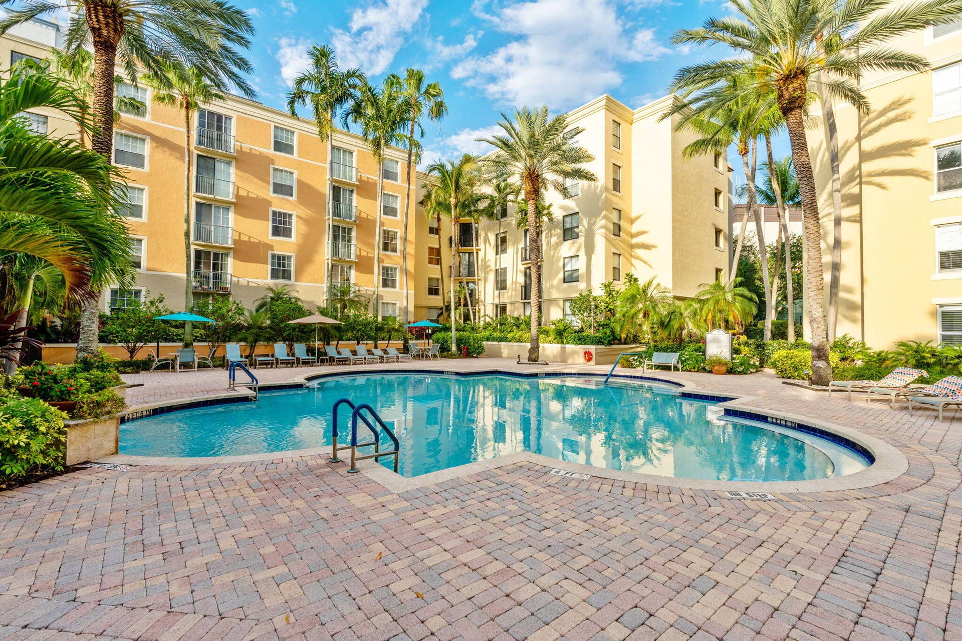 720 S Sapodilla Avenue, #106, West Palm Beach, FL 33401 Pool