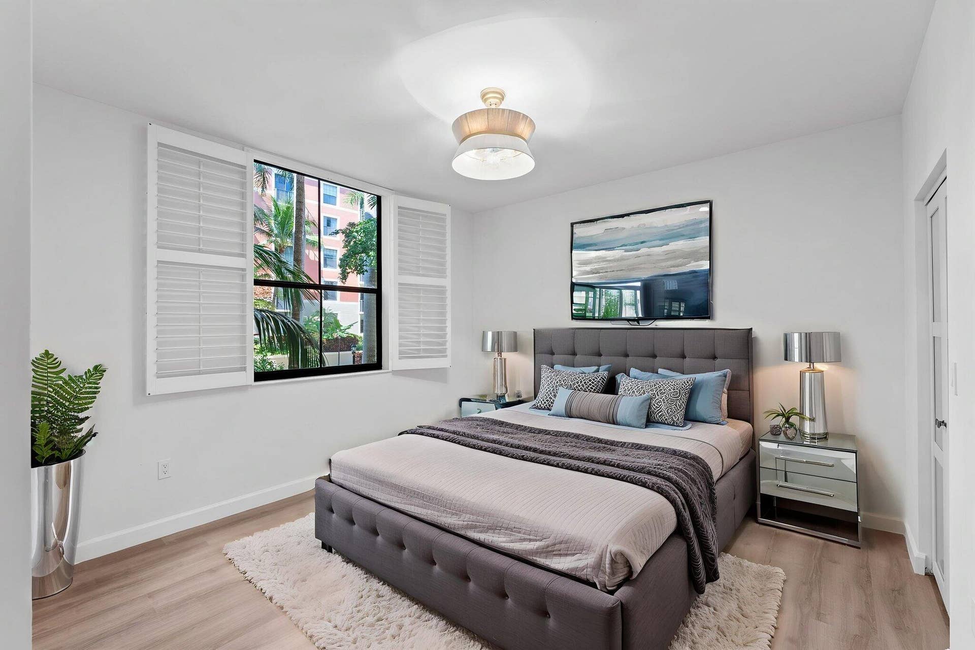 720 S Sapodilla Avenue, #106, West Palm Beach, FL 33401 Bedroom 1 virtually staged
