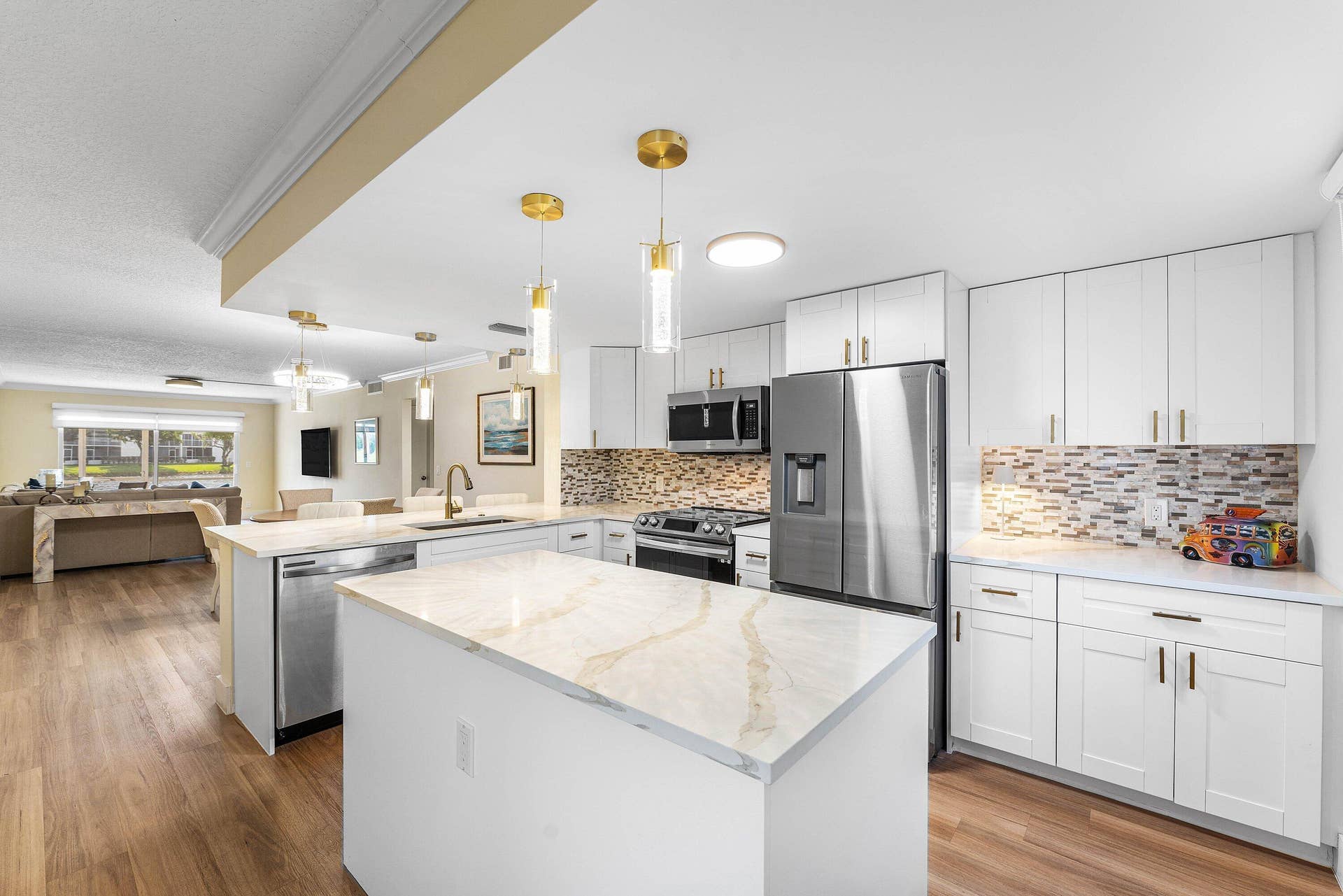014-1019GuildfordEast-BocaRaton-FL-33434