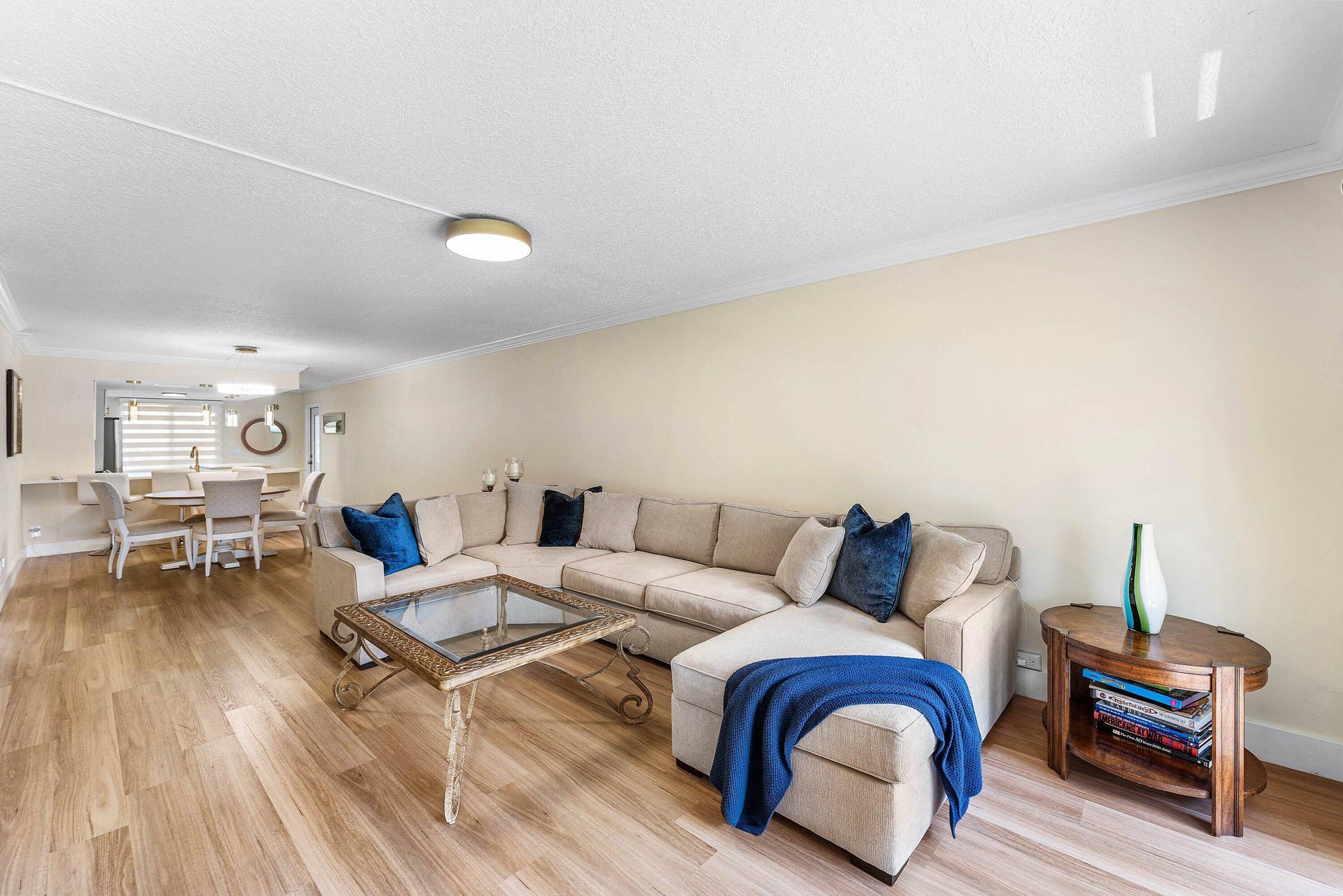 011-1019GuildfordEast-BocaRaton-FL-33434