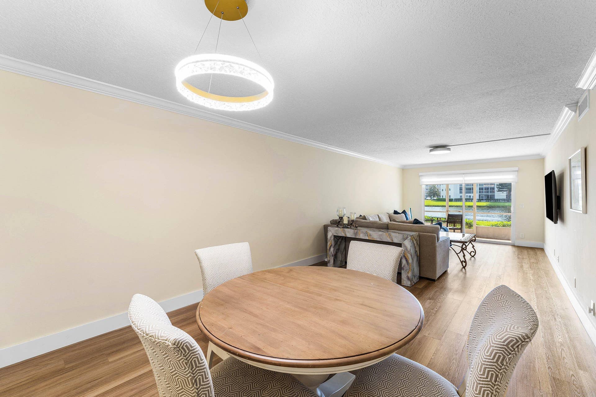 007-1019GuildfordEast-BocaRaton-FL-33434