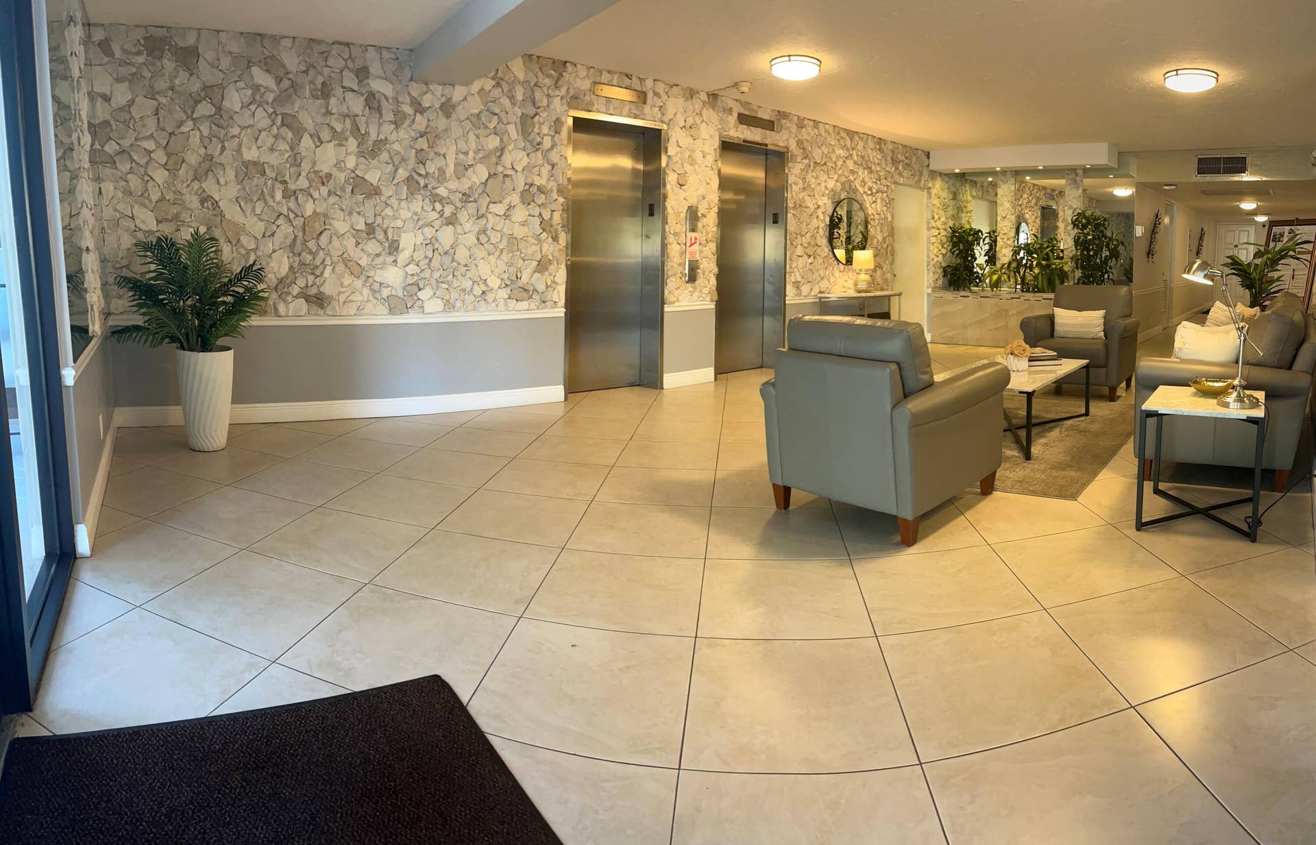3010 N Course Drive, #312, Pompano Beach, FL 33069 Lobby