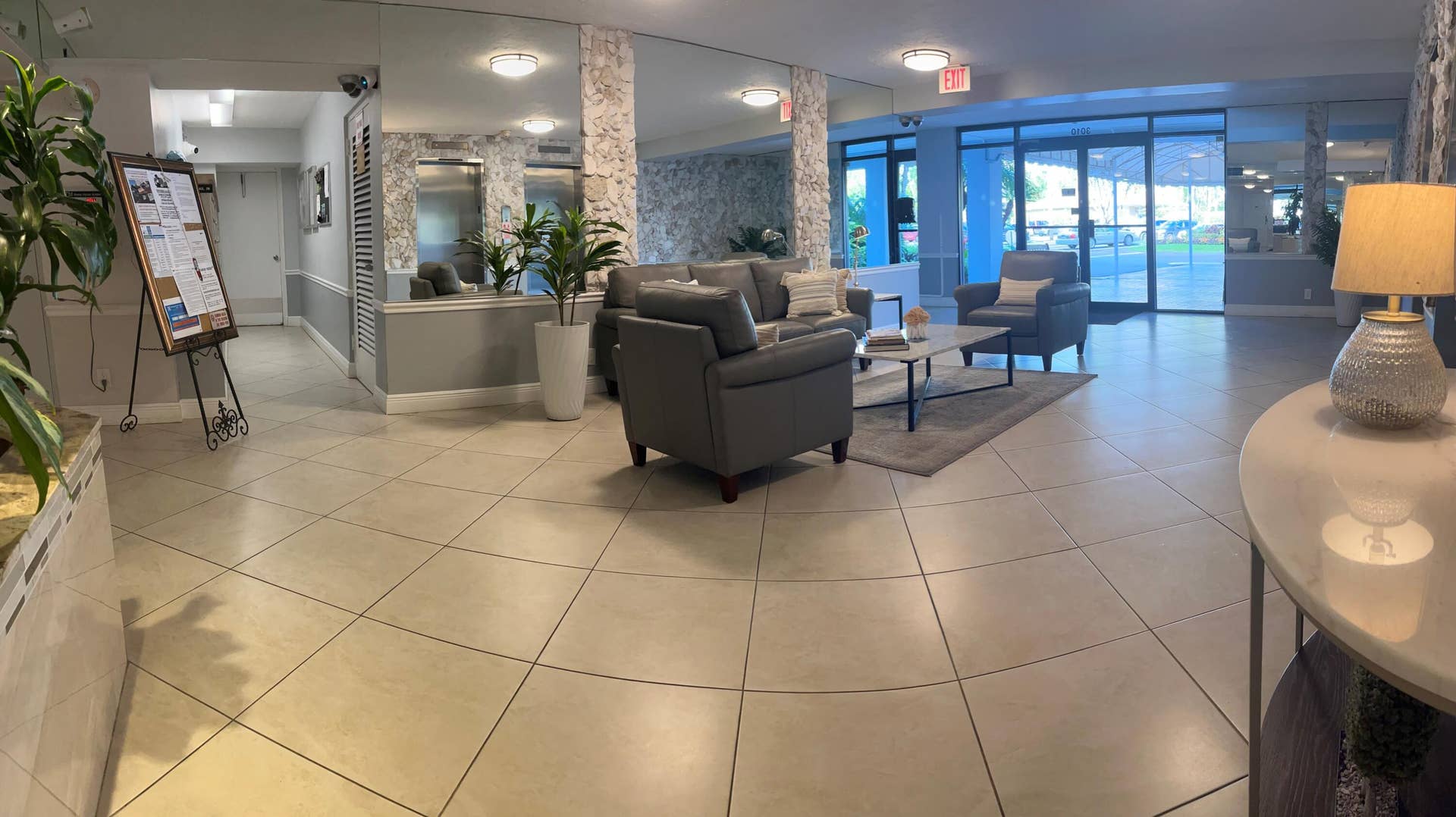 3010 N Course Drive, #312, Pompano Beach, FL 33069 Lobby