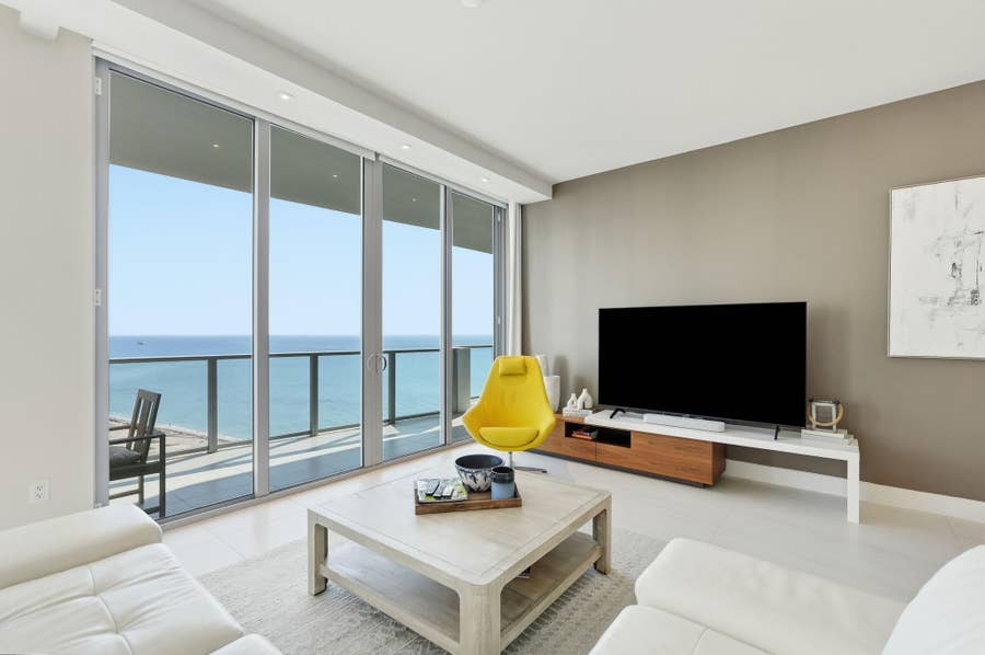 Property photo for 3100 N Ocean Drive, # H-1701, Riviera Beach, FL