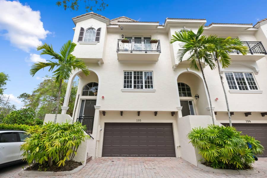 Property photo for 500 SE 7th Street, #105, Fort Lauderdale, FL