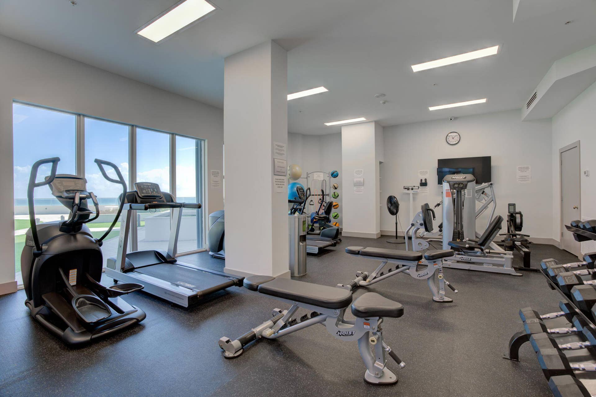 5200 N Ocean Drive, #1004, Singer Island, FL 33404 Gym