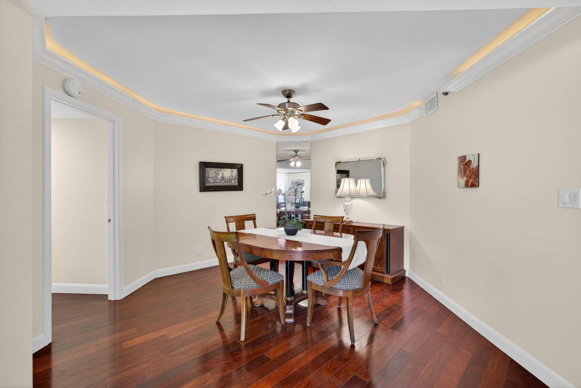 5200 N Ocean Drive, #1004, Singer Island, FL 33404 Dining Room