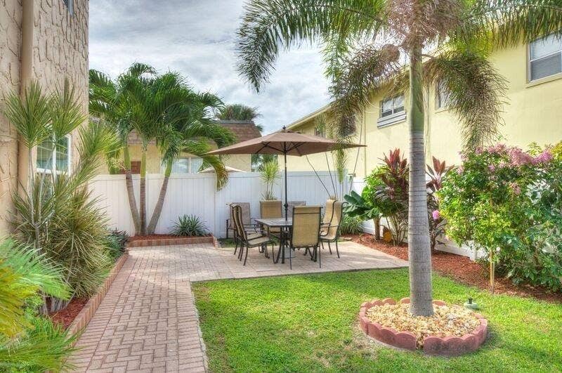 221 SE 9th Avenue, #101, Pompano Beach, FL 33060 Exterior