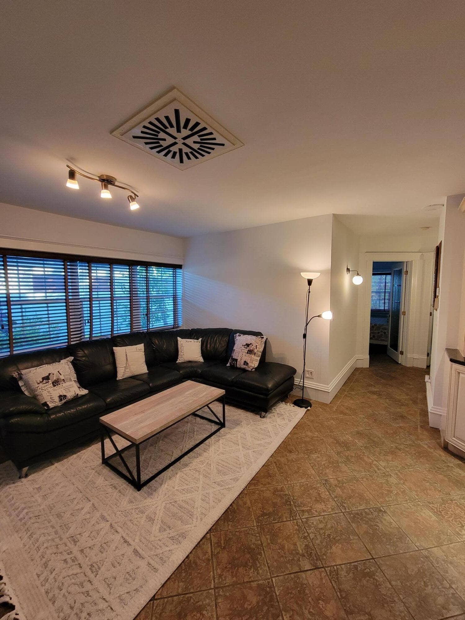 221 SE 9th Avenue, #101, Pompano Beach, FL 33060 20220627_191652
