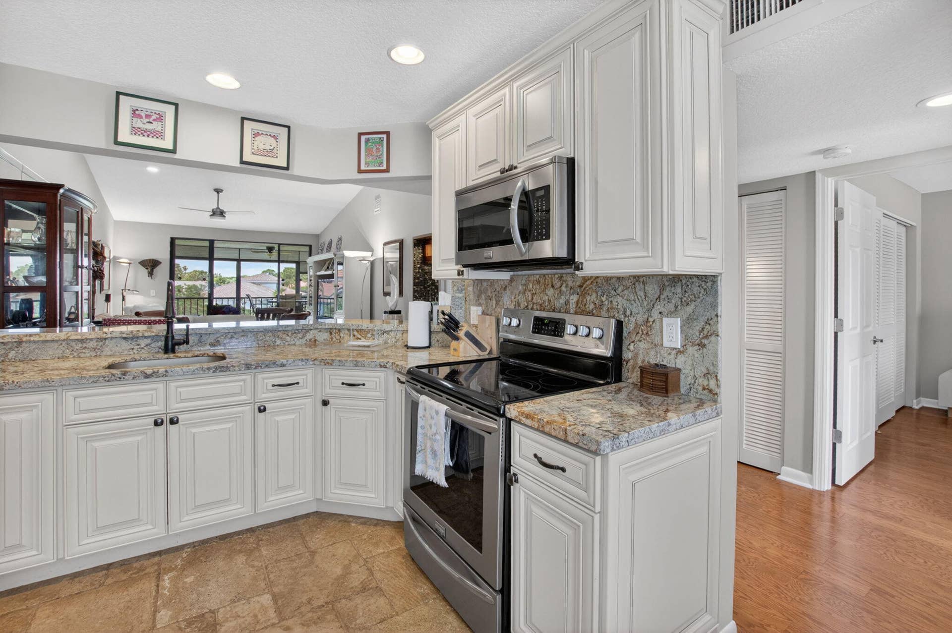 7701 Glendevon Lane, #1907, Delray Beach, FL 33446 17-web-or-mls-DSC_9480