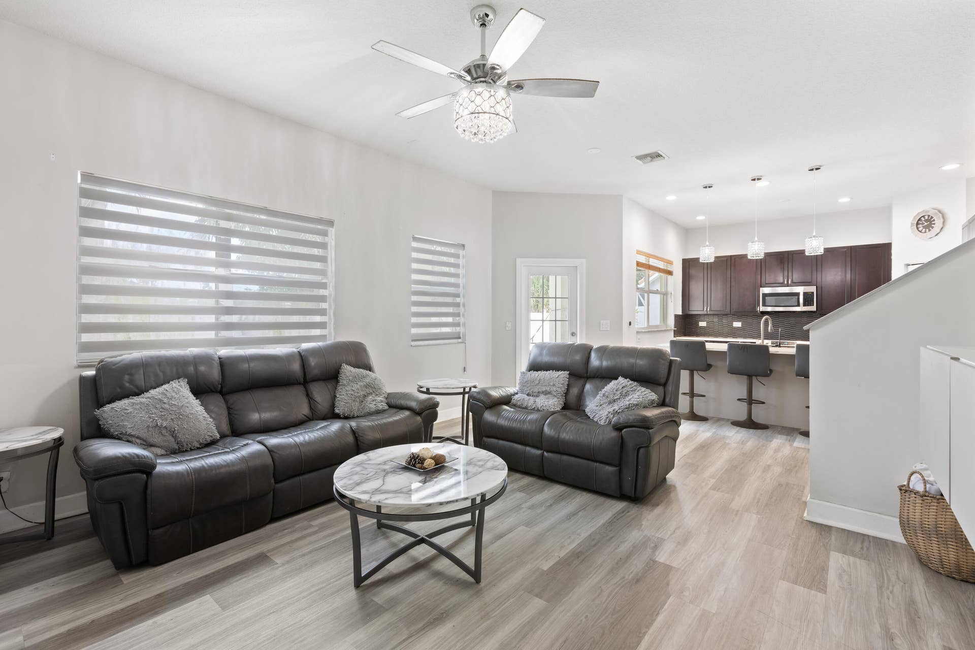 3221 El Camino, West Palm Beach, FL 33409 7E1A5071