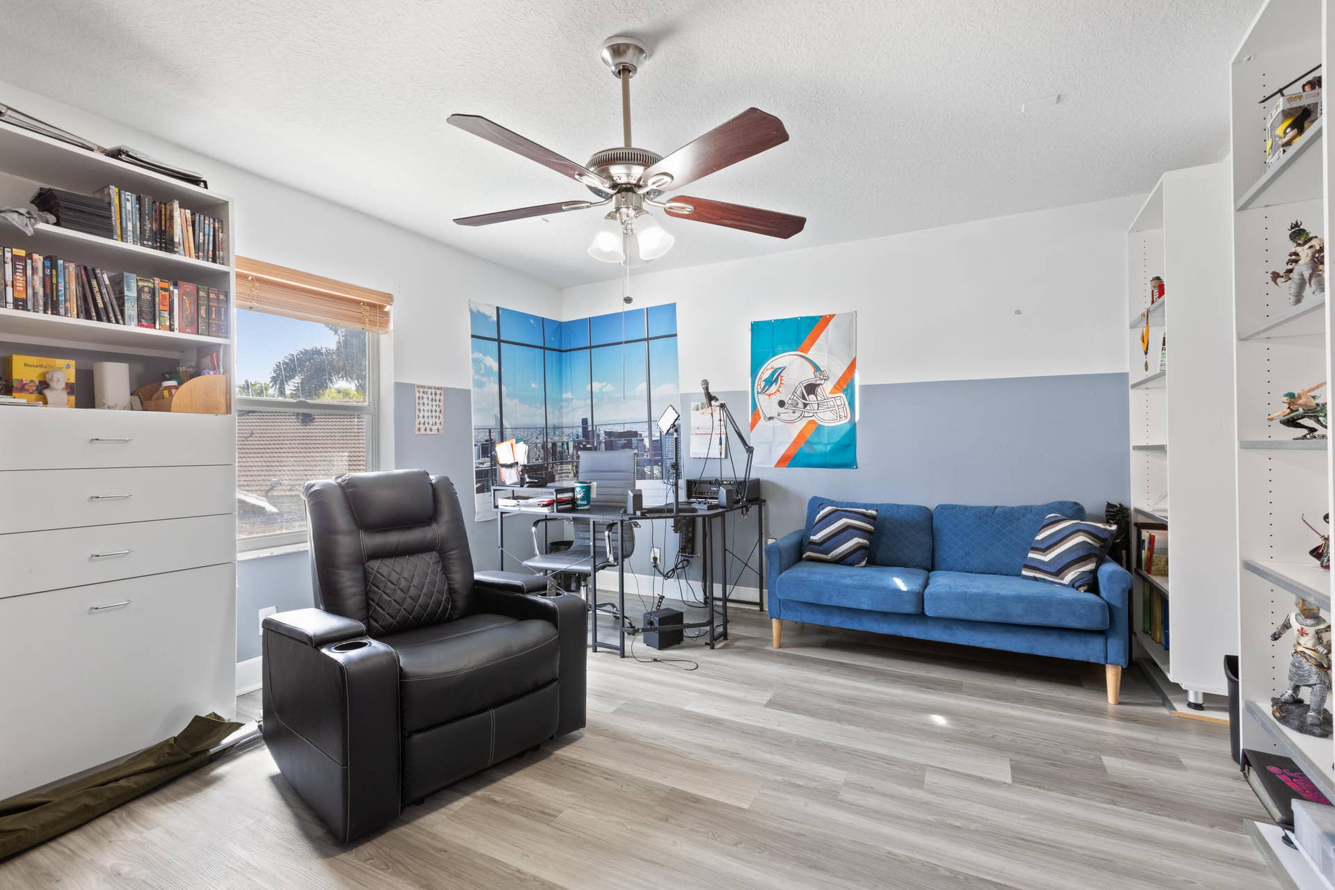 3221 El Camino, West Palm Beach, FL 33409 7E1A5206