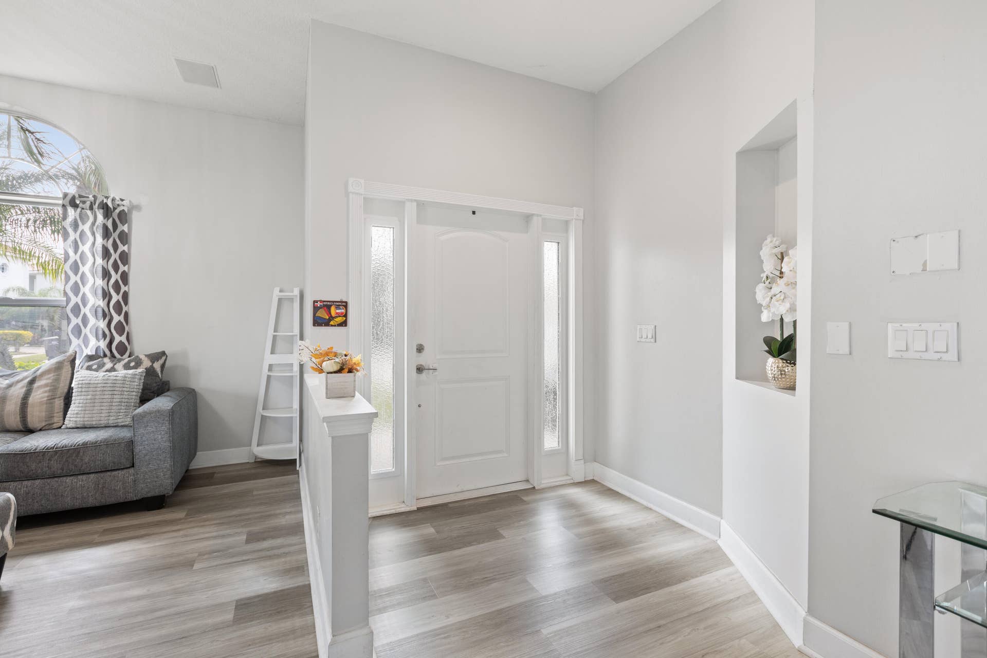 3221 El Camino, West Palm Beach, FL 33409 7E1A5011